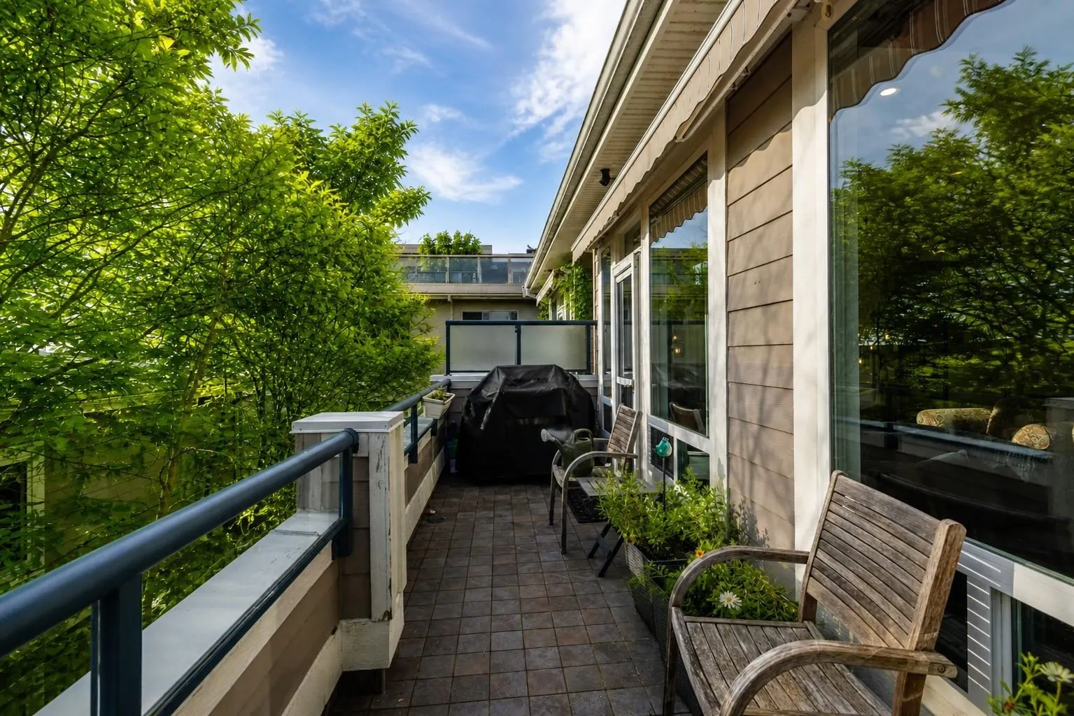 15161 Prospect Avenue #7