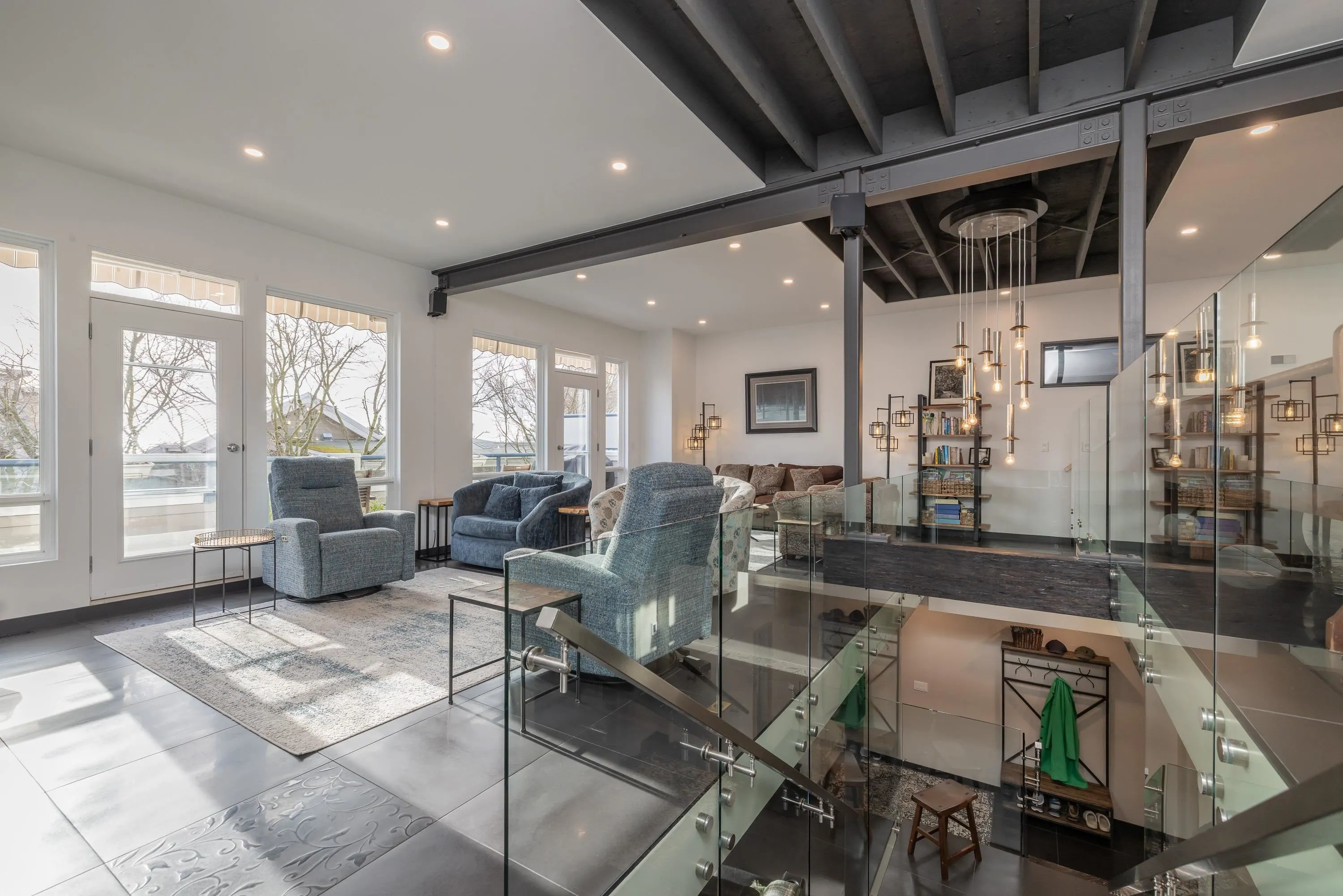 15161 Prospect Avenue #7