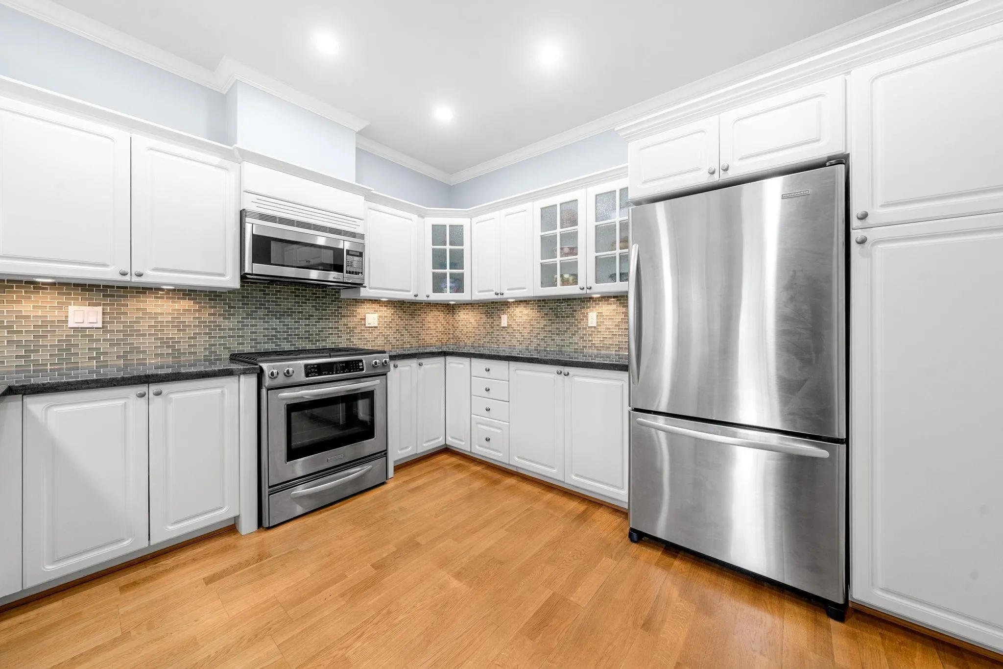2533 152 Street #41