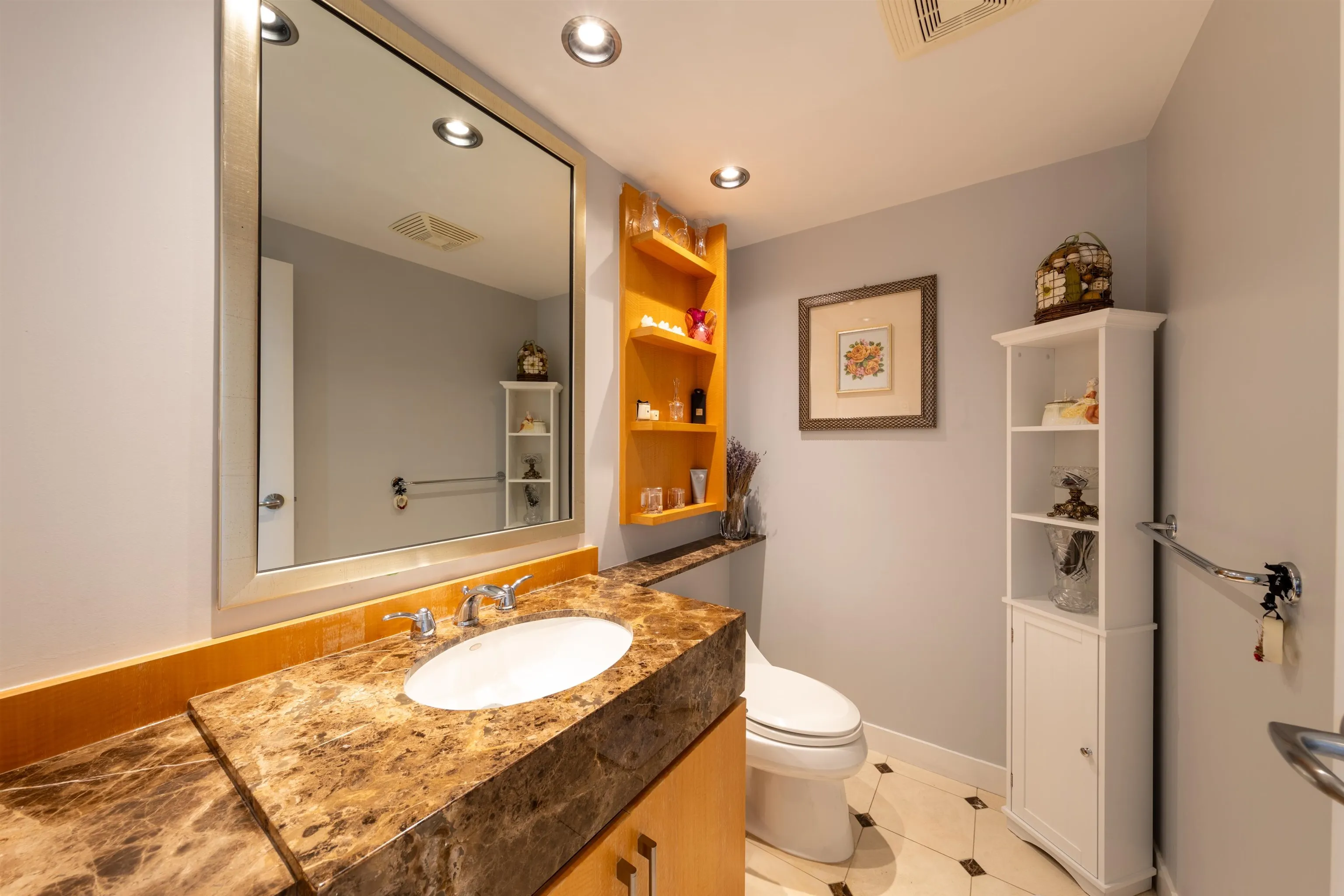 1438 Richards Street #3601