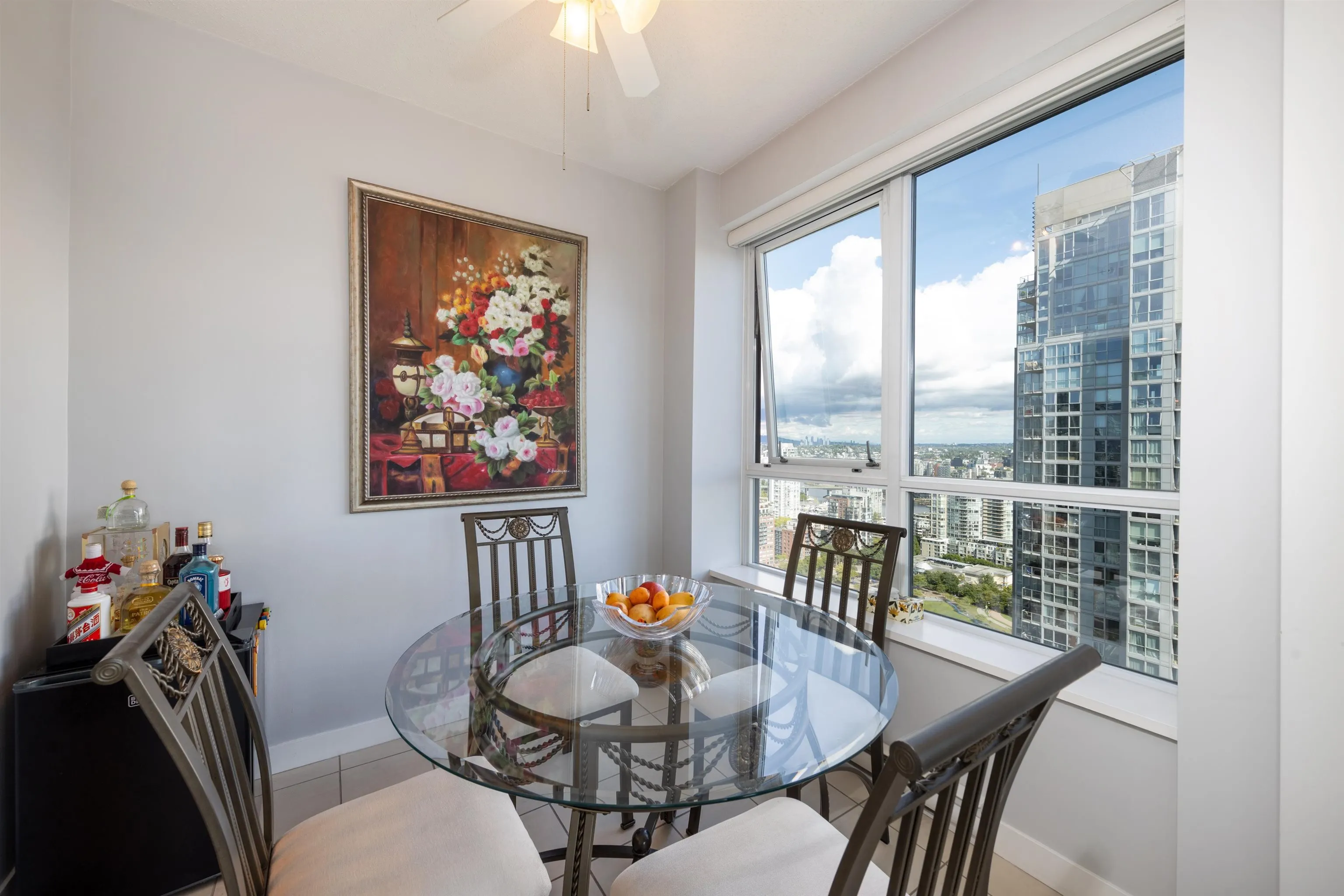 1438 Richards Street #3601