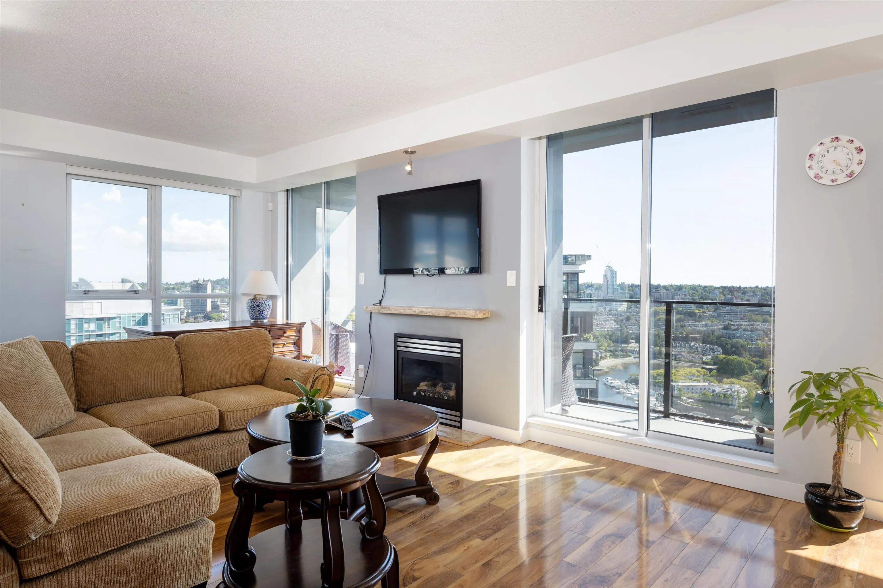 1438 Richards Street #3601