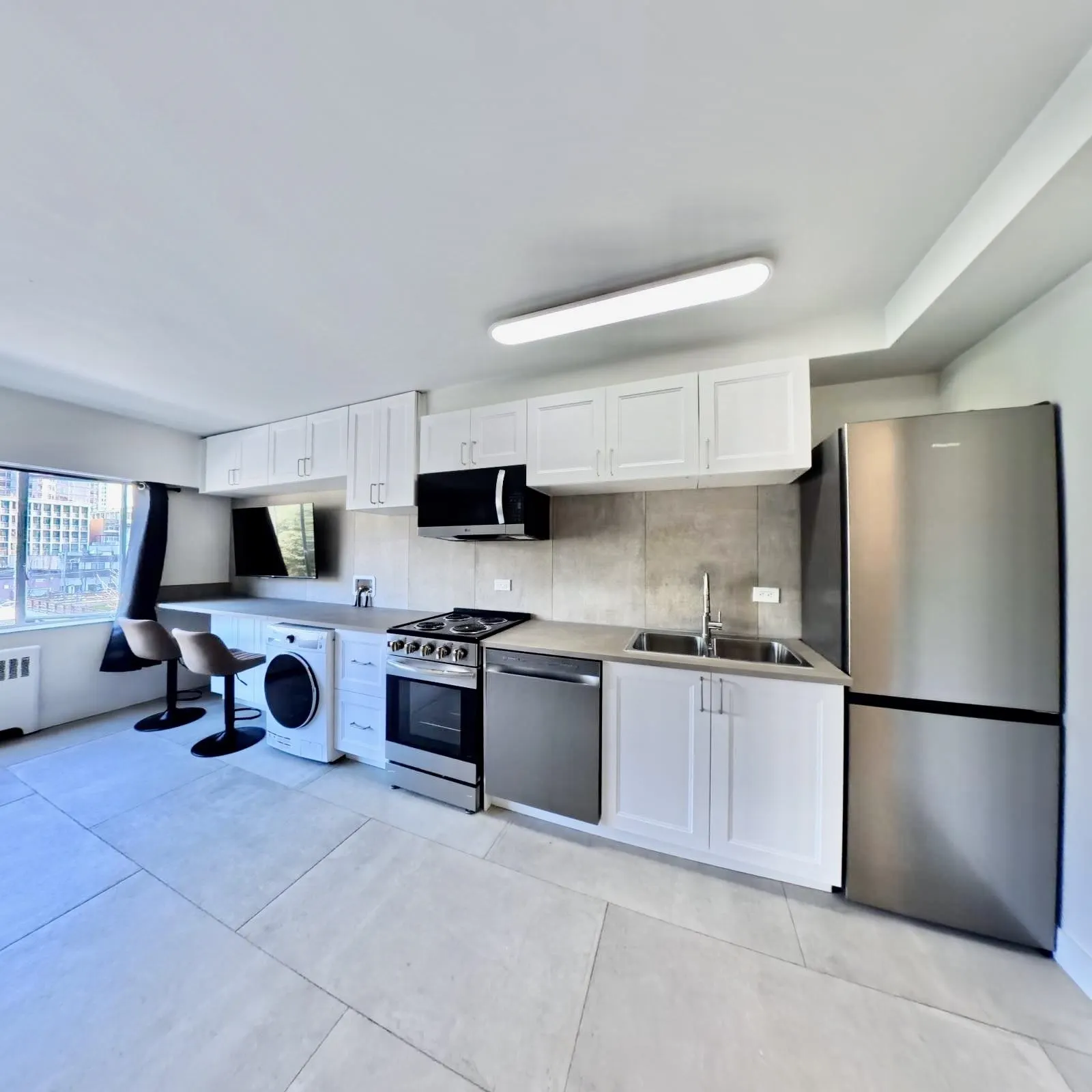 1540 Haro Street #210