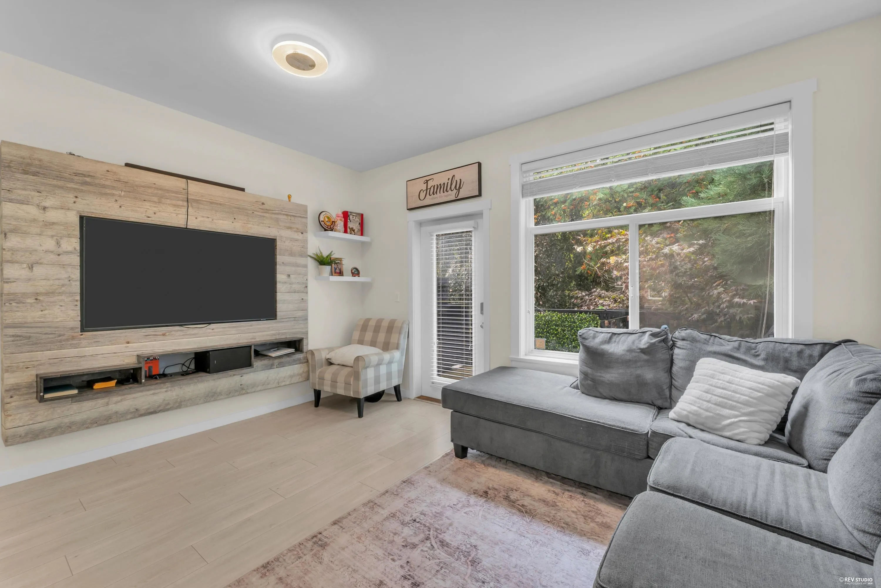 15075 60 Avenue #19