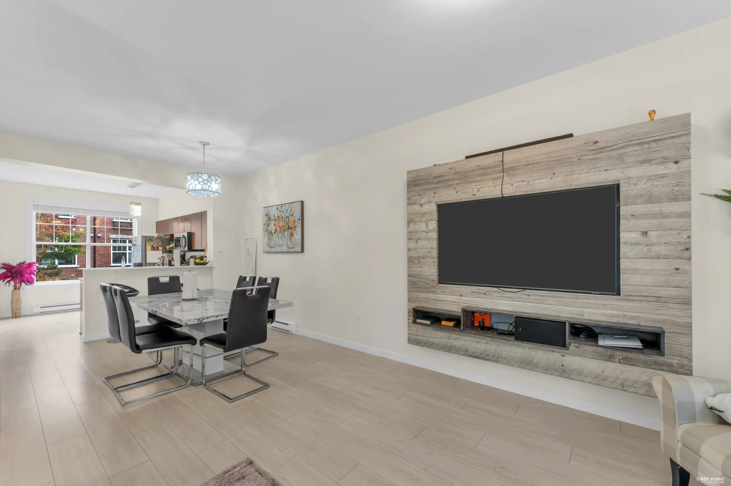 15075 60 Avenue #19