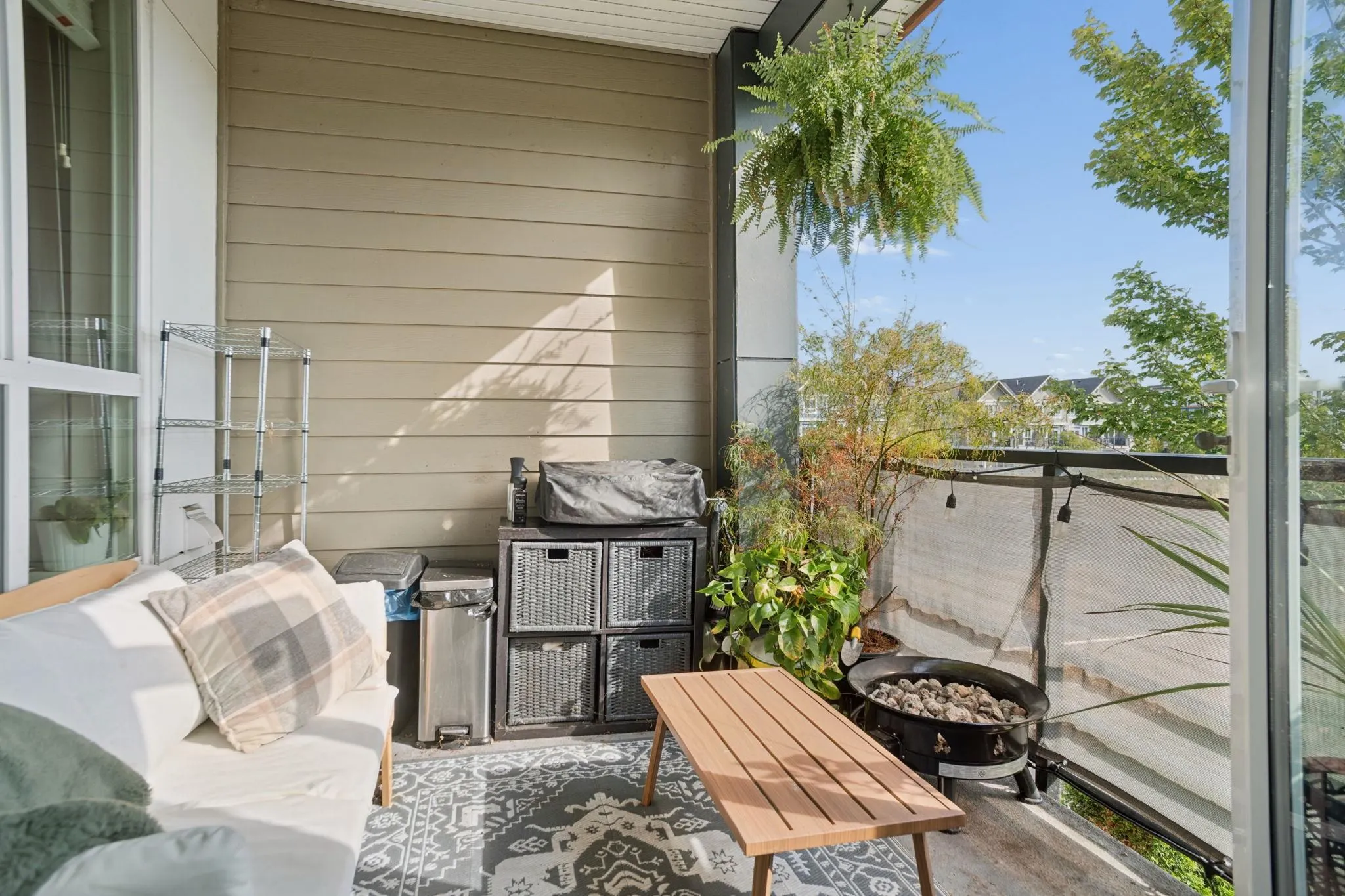 4690 Hawk Lane #228