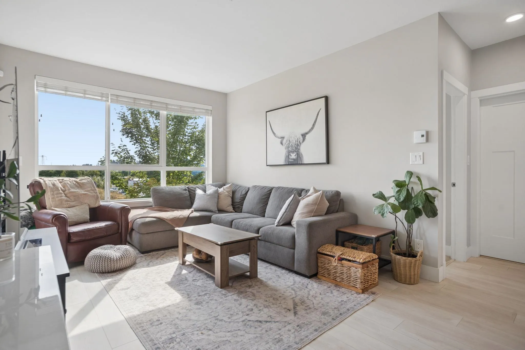 4690 Hawk Lane #228