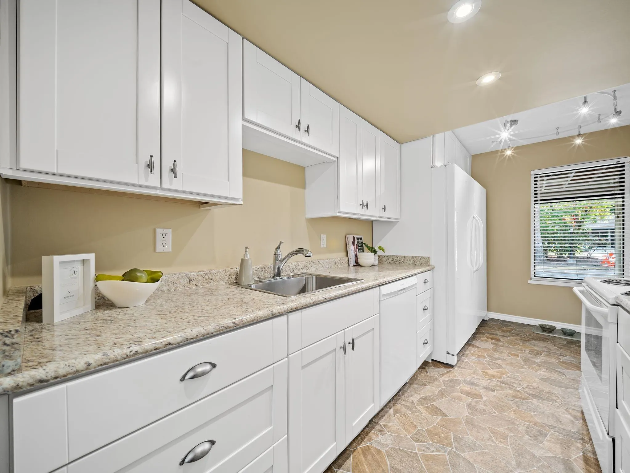 1789 Lilac Drive