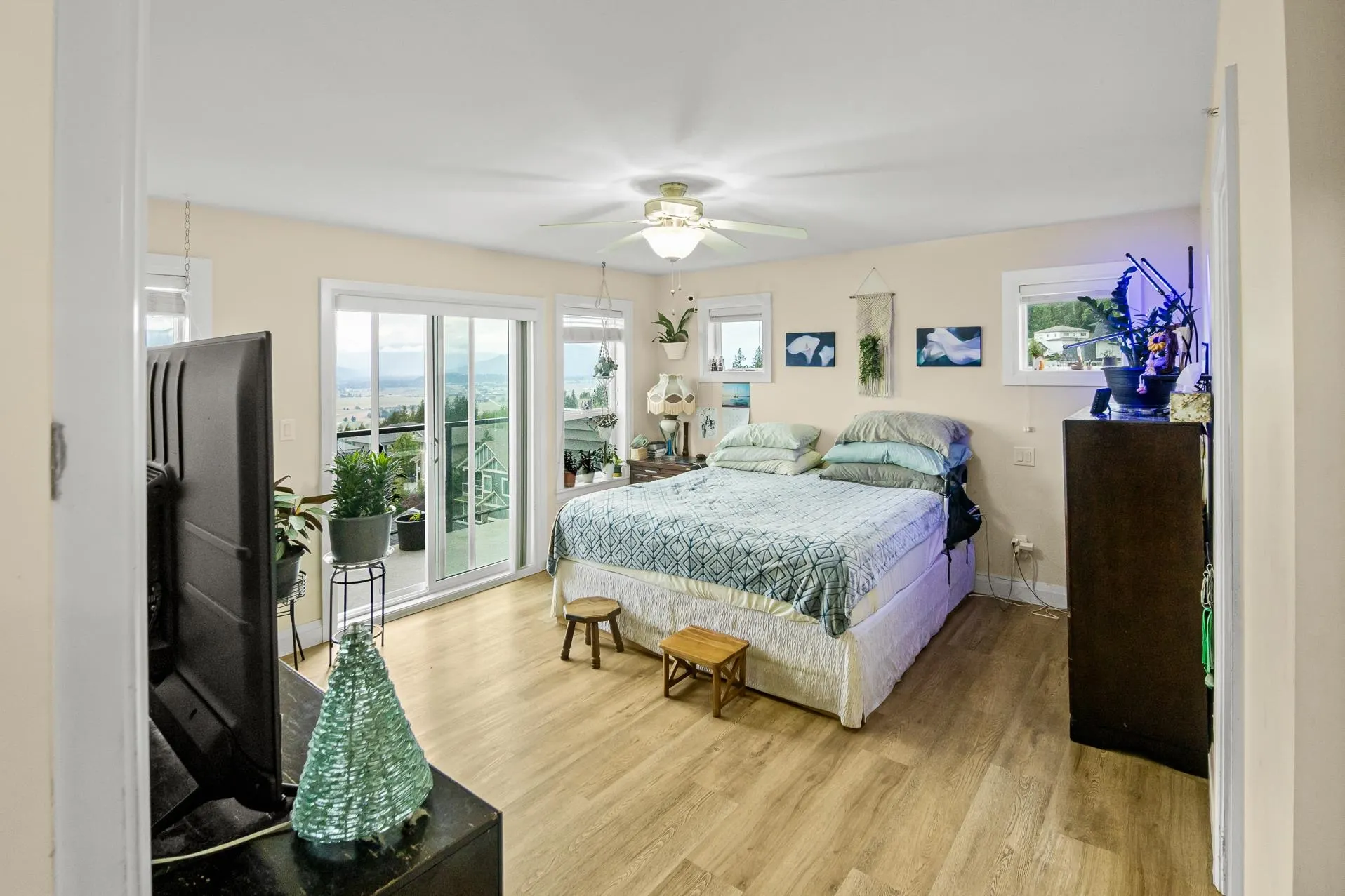 47042 Macfarlane Place #38
