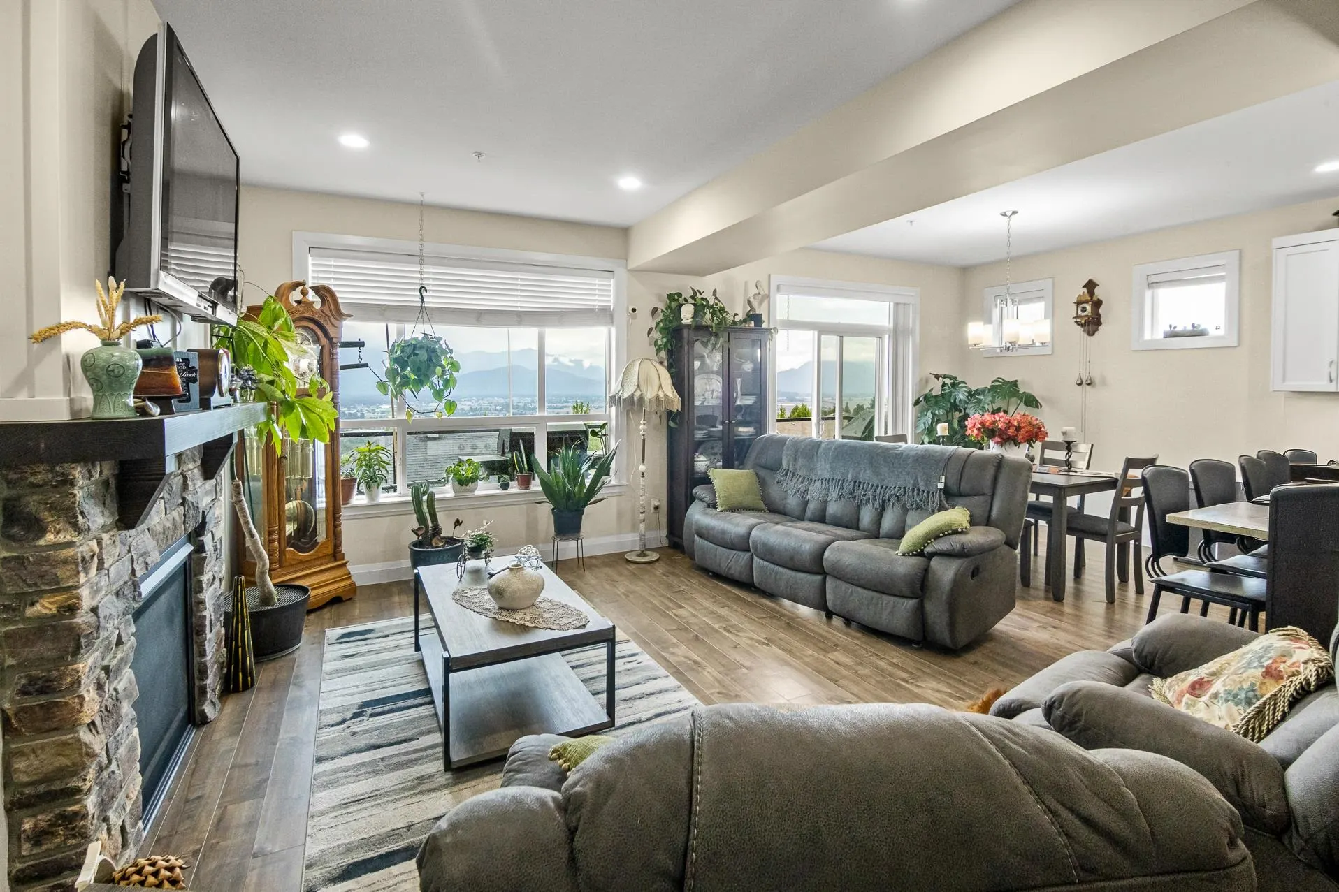 47042 Macfarlane Place #38