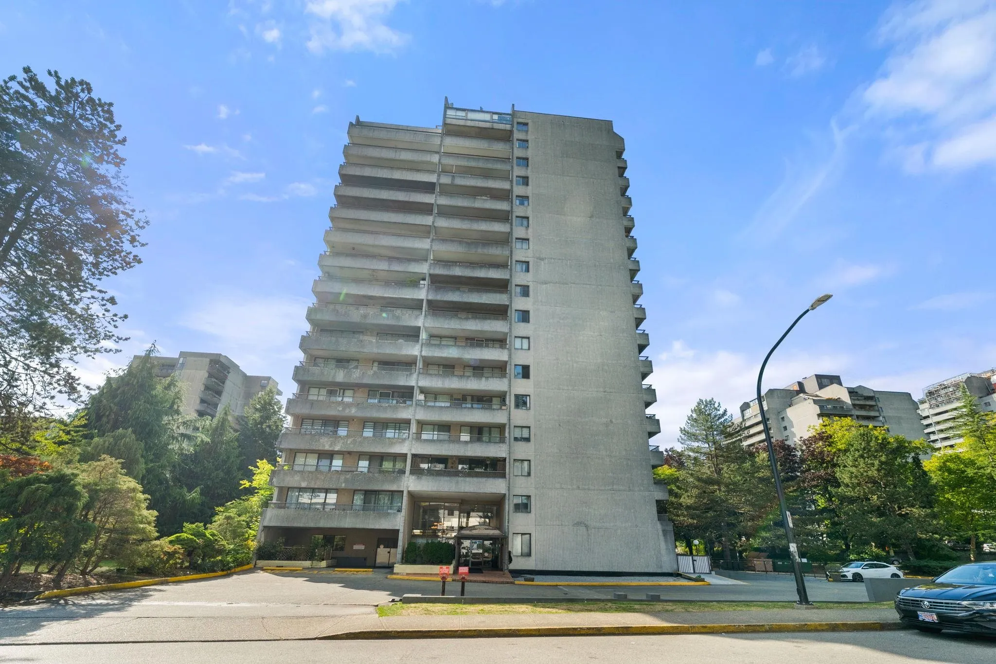 6595 Willingdon Avenue #308