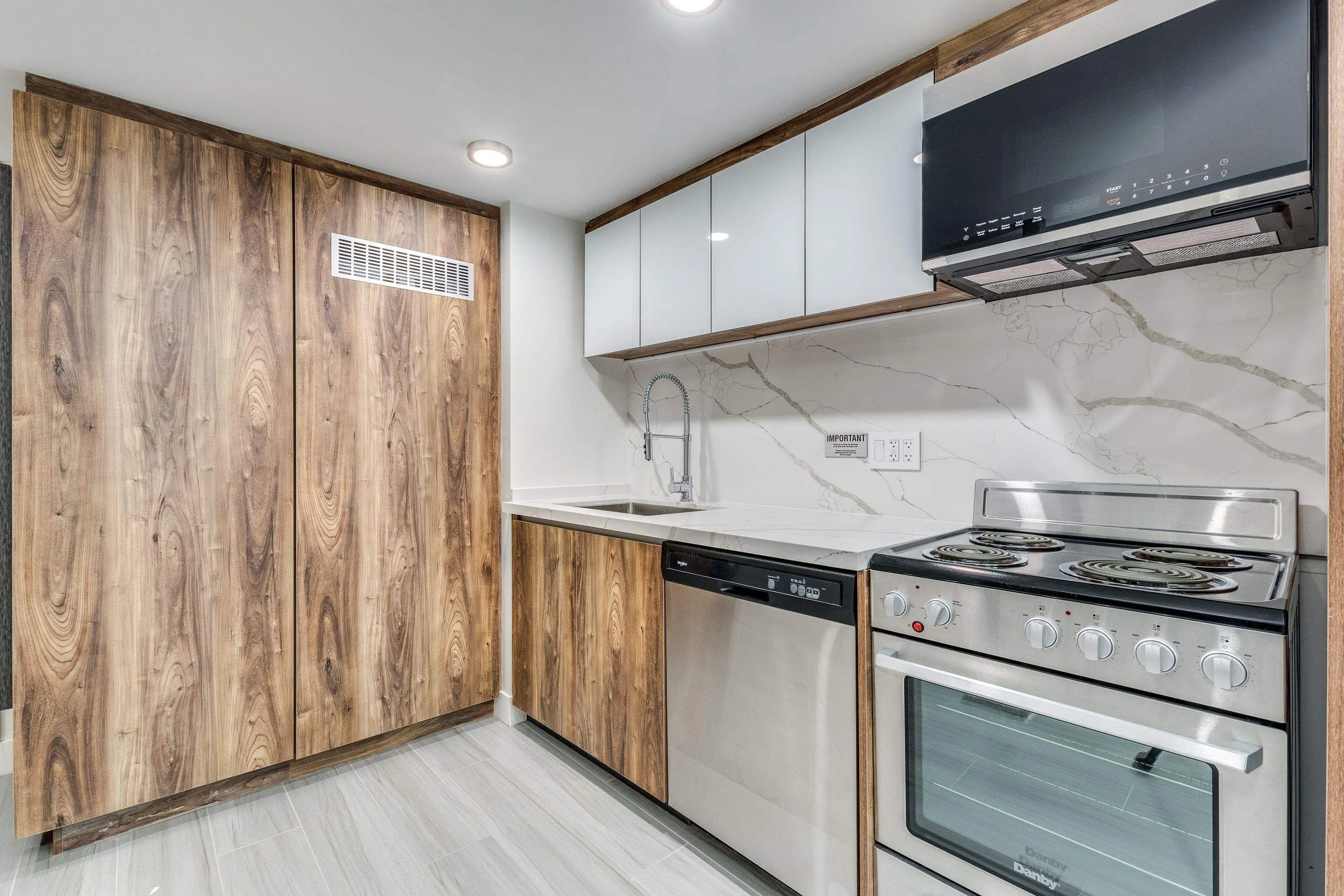 1168 Pendrell Street #105