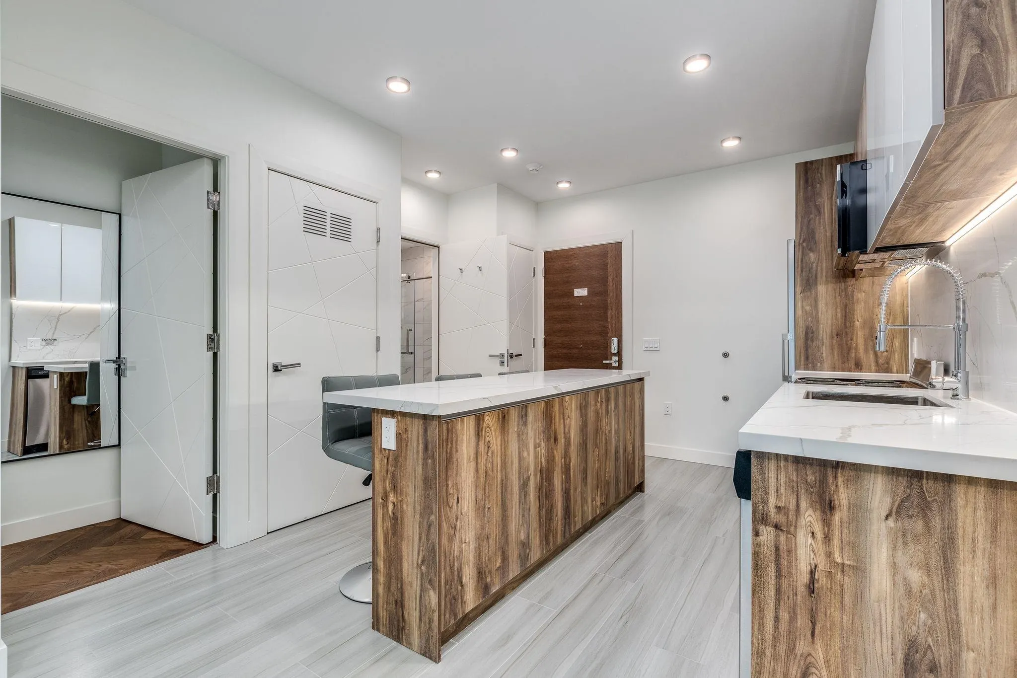 1168 Pendrell Street #302