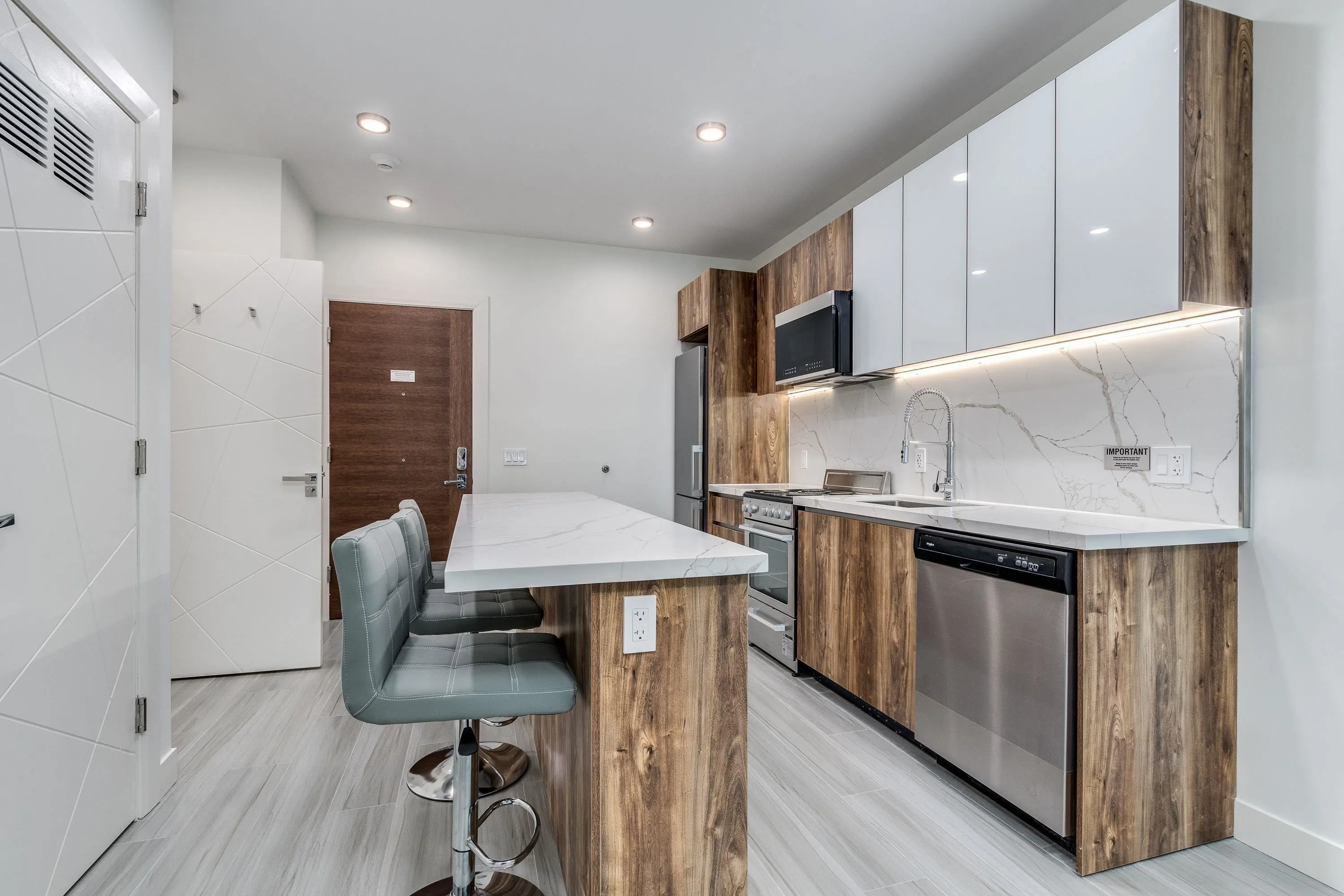 1168 Pendrell Street #302