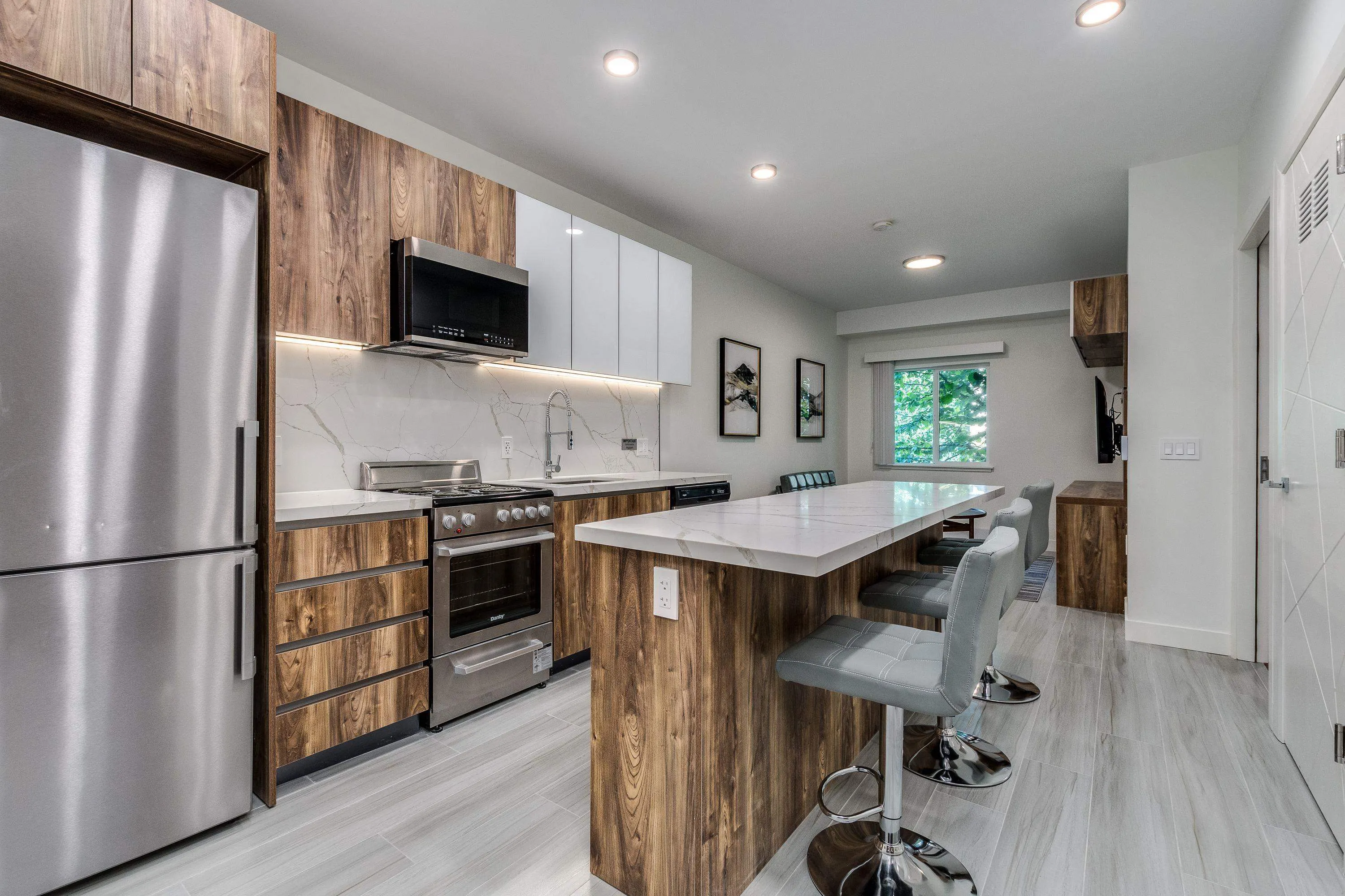 1168 Pendrell Street #302