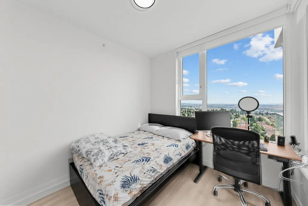 6699 Dunblane Avenue #1809