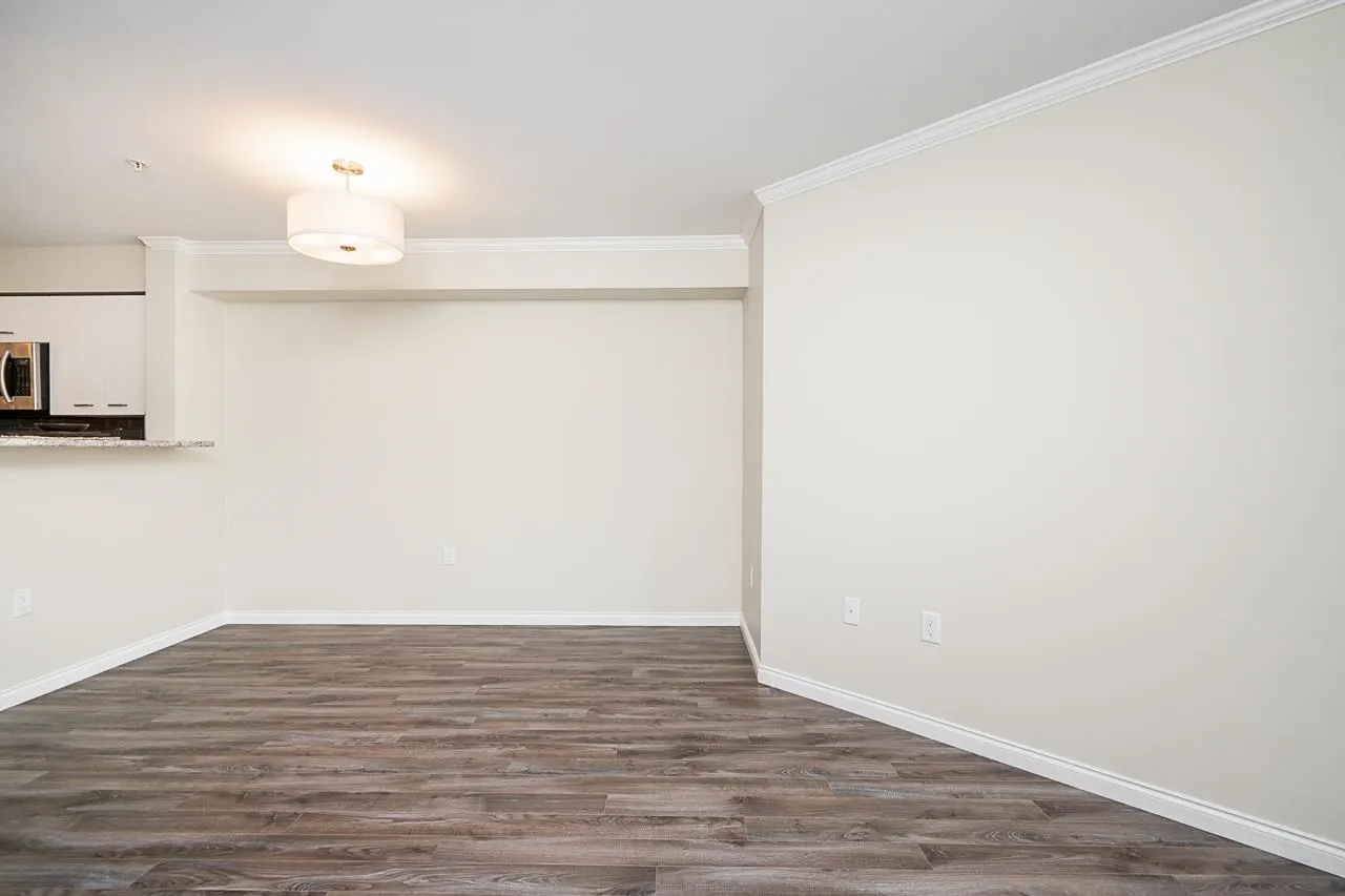 15210 Pacific Avenue #307