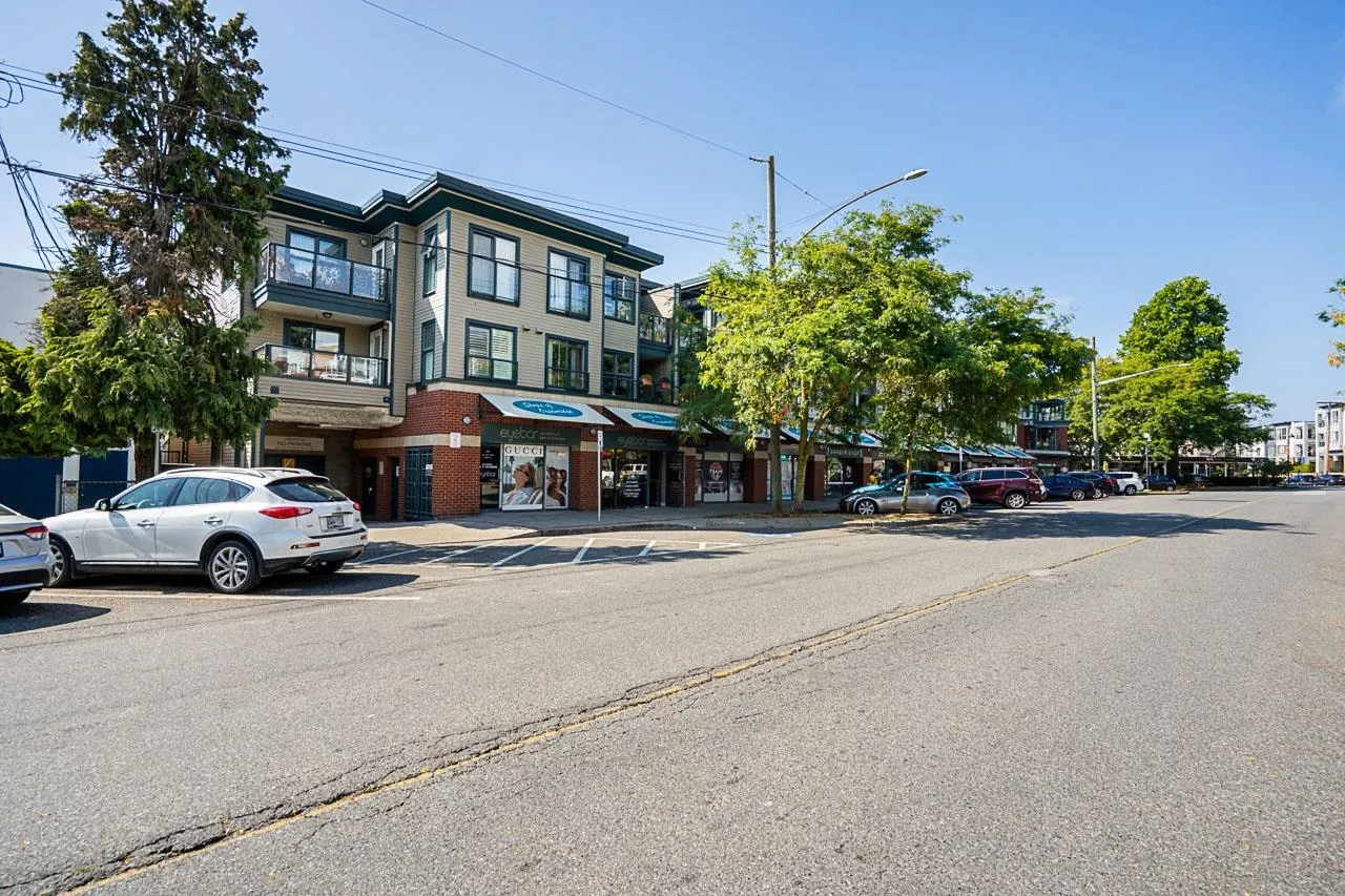 15210 Pacific Avenue #307