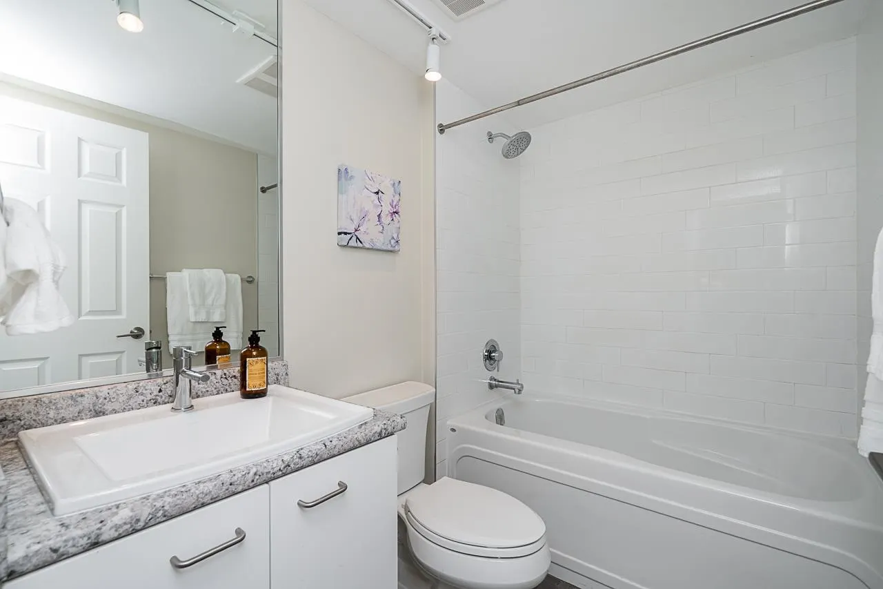 15210 Pacific Avenue #307