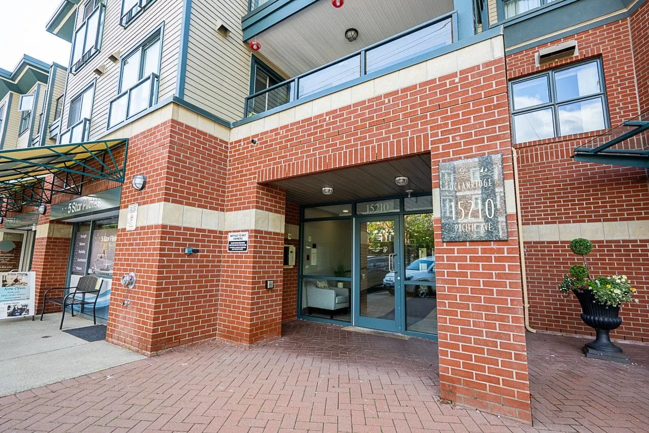 15210 Pacific Avenue #307