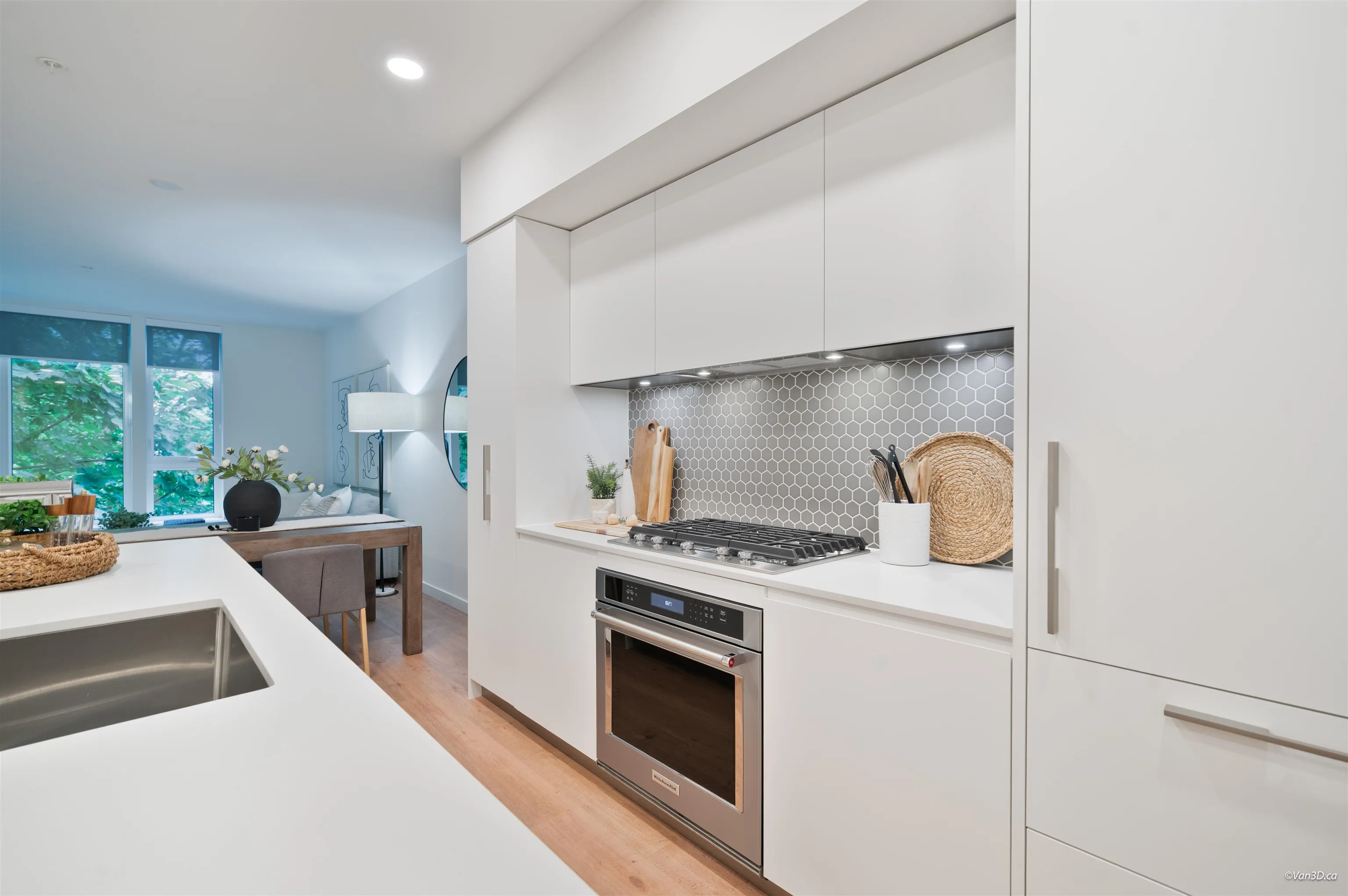 1500 Scott Crescent #418