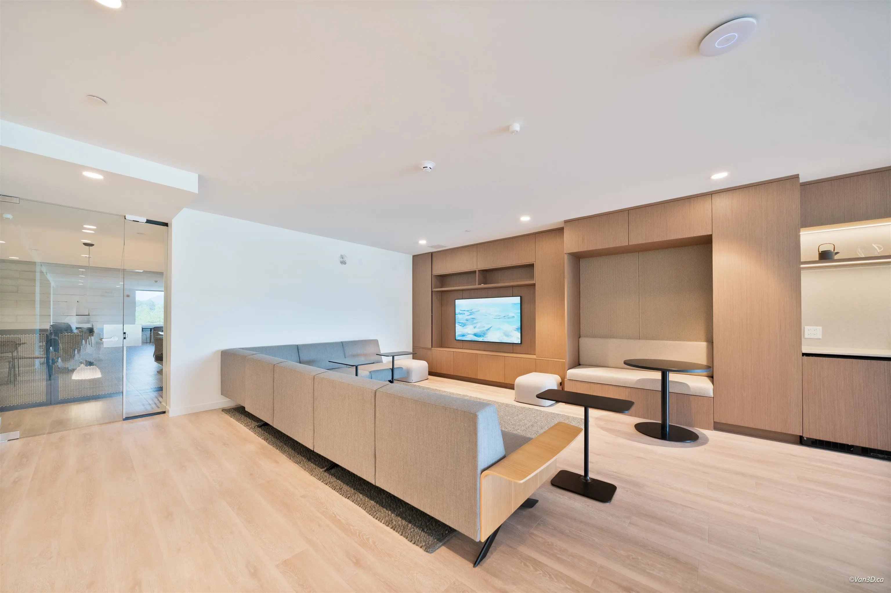 1500 Scott Crescent #418