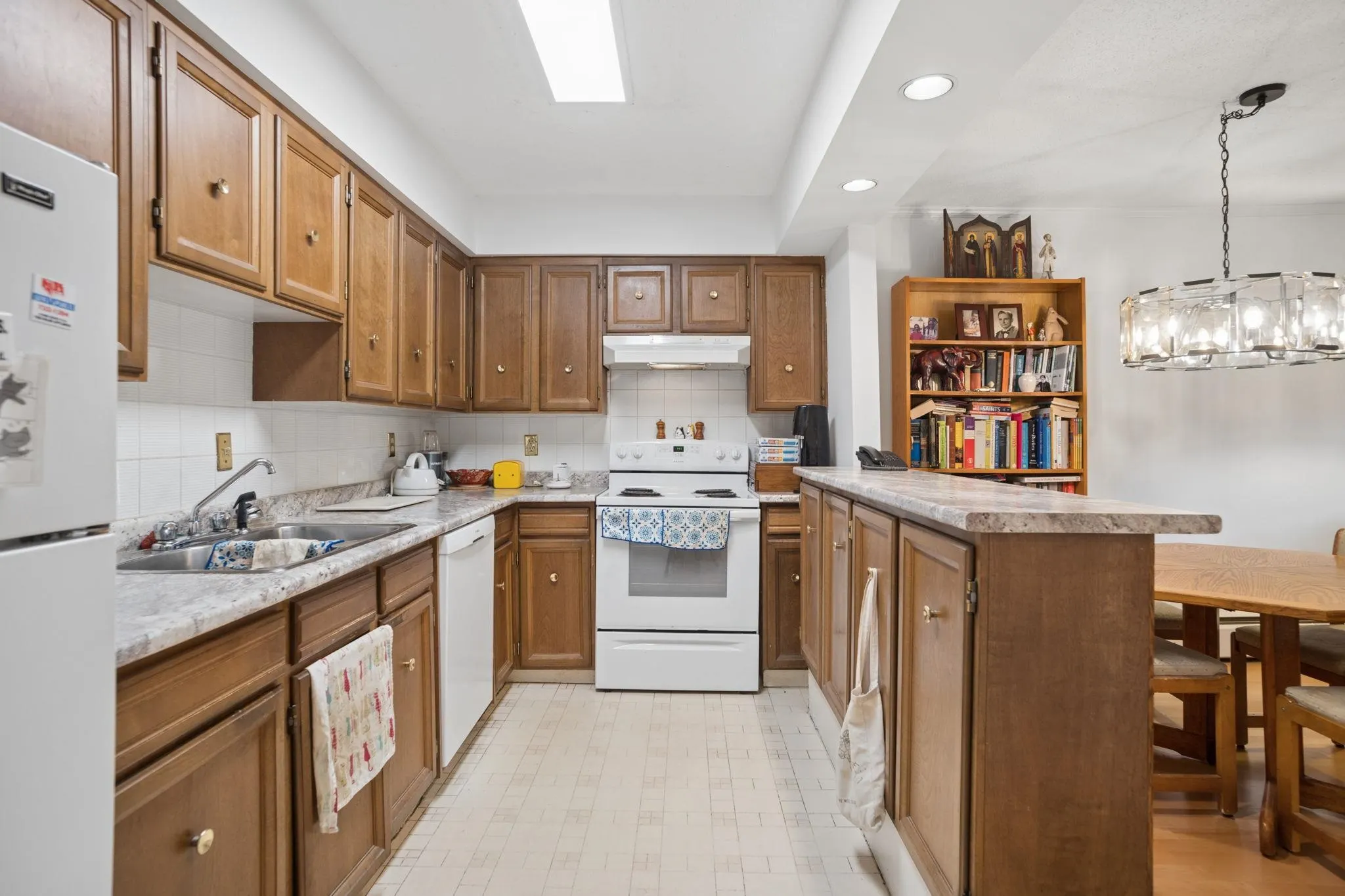 2255 W 8th Avenue #102