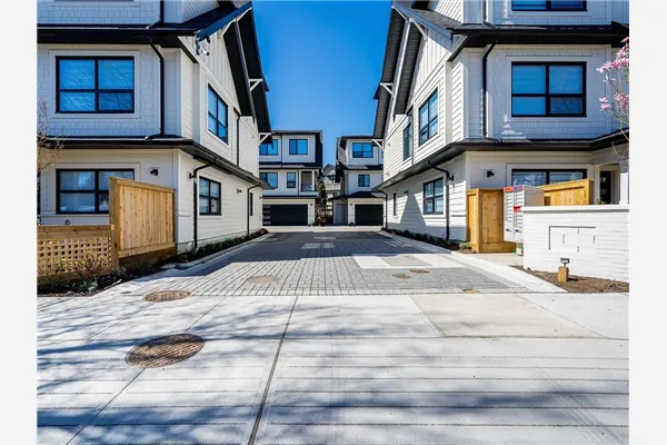 7117 Lindsay Road #2
