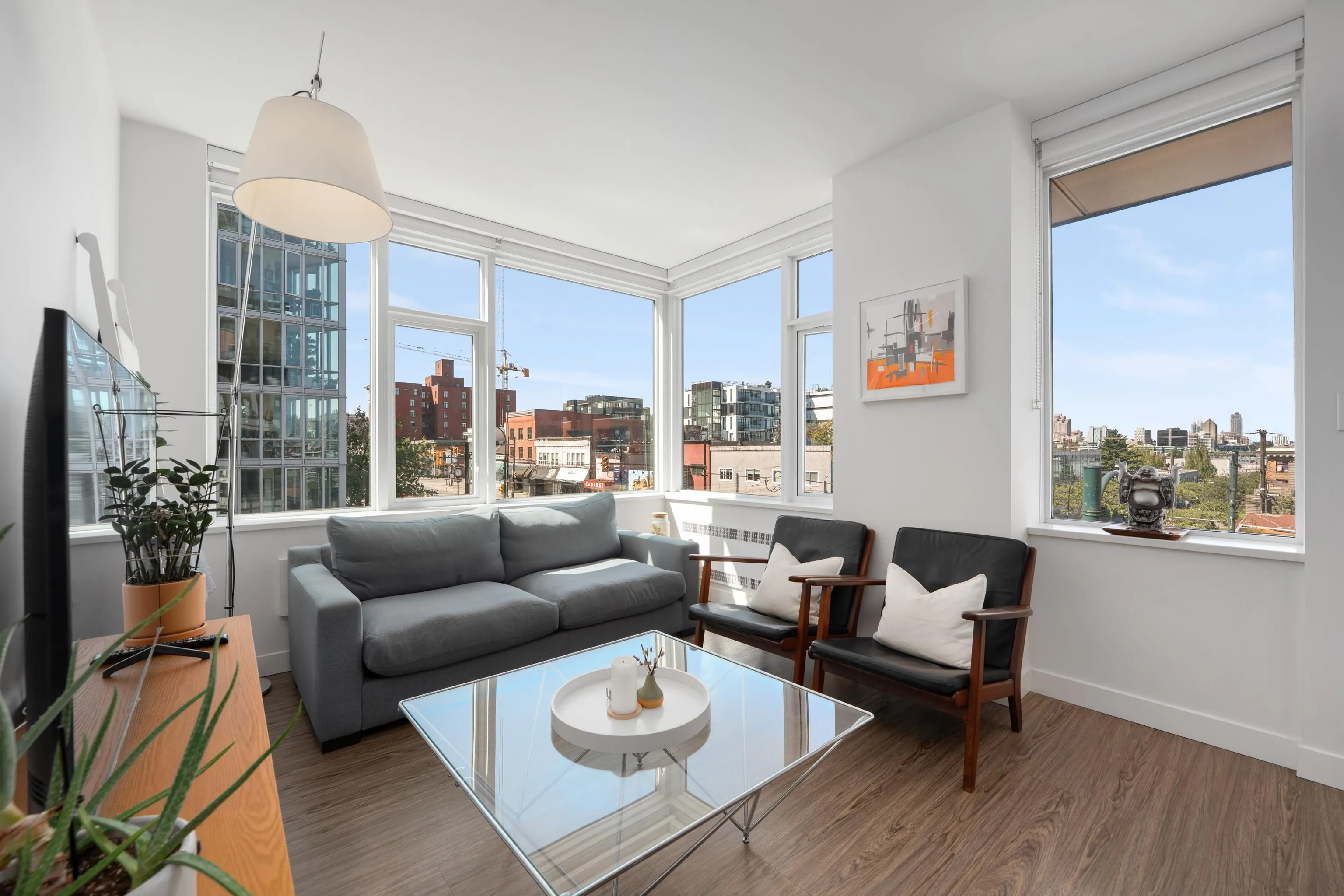 209 E 7th Avenue #414