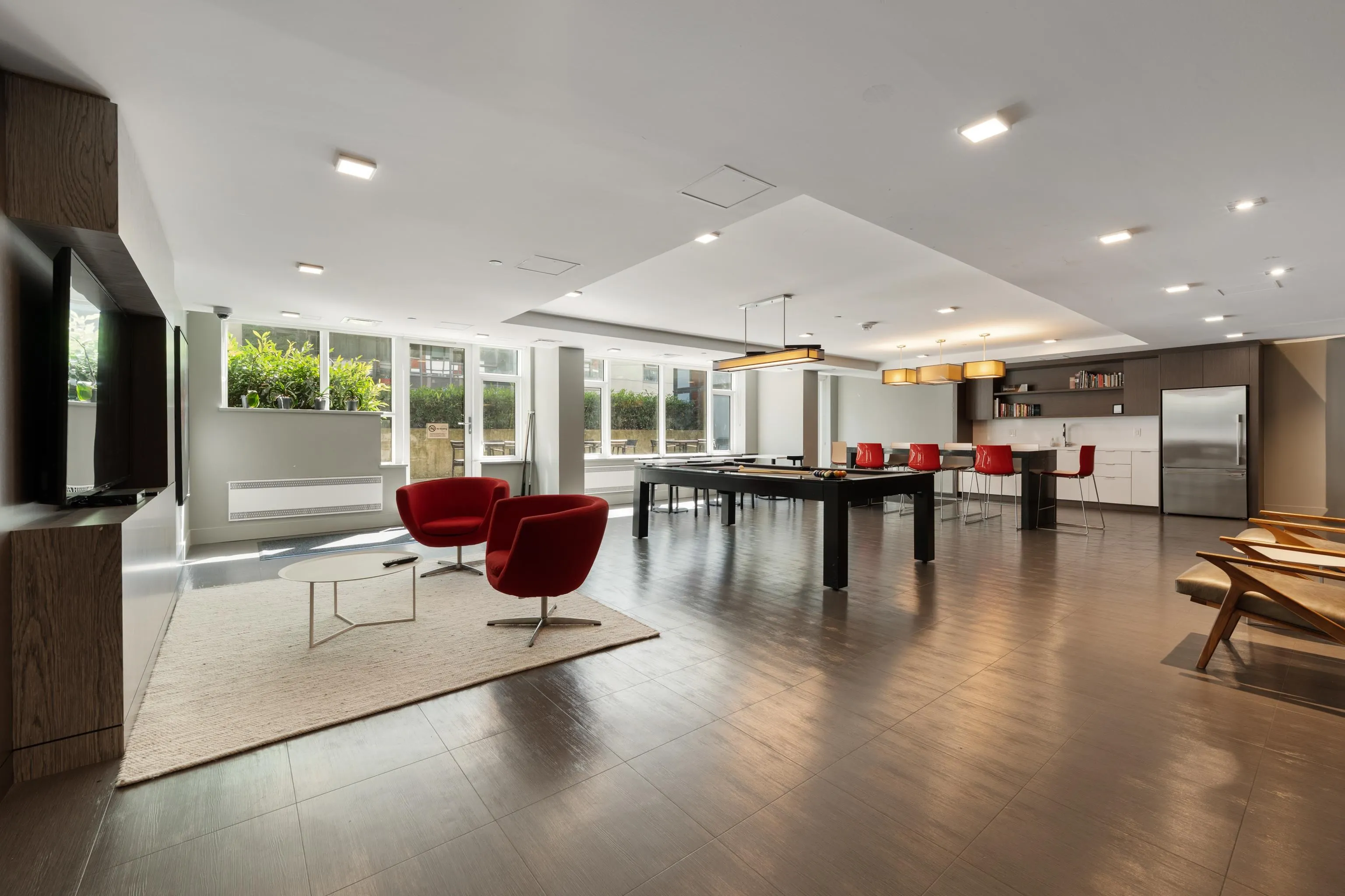 209 E 7th Avenue #414