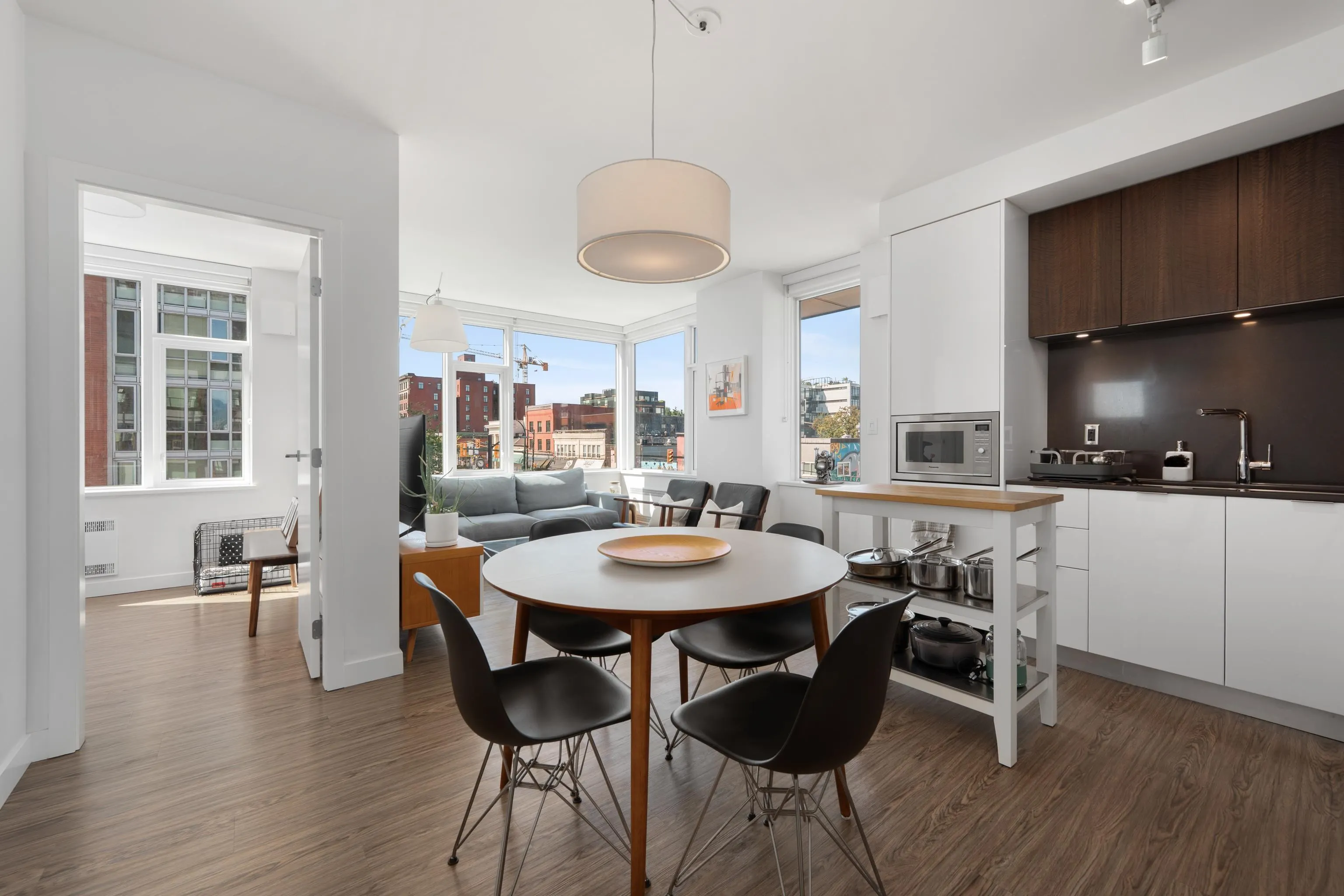 209 E 7th Avenue #414