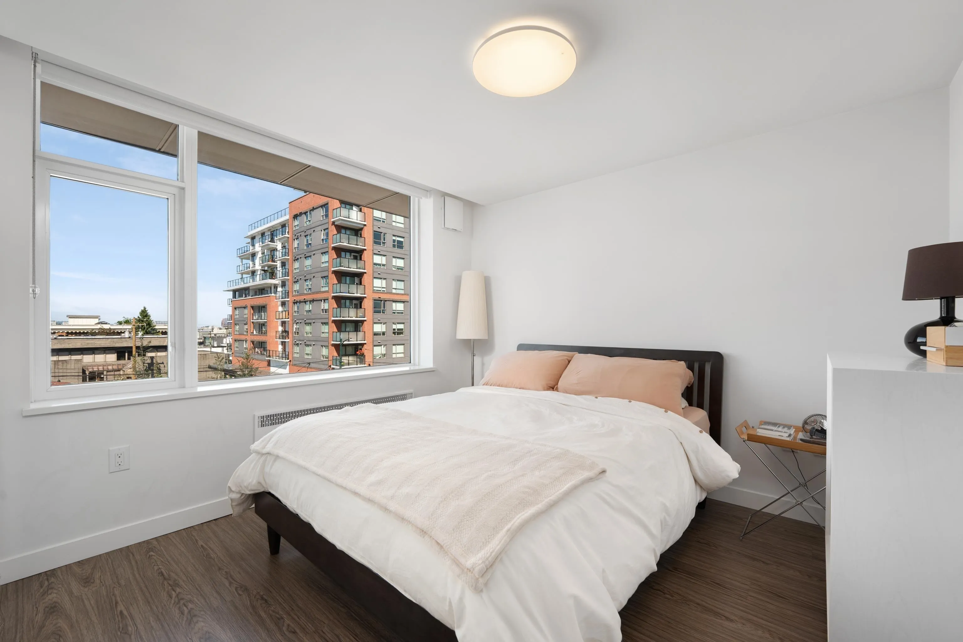 209 E 7th Avenue #414