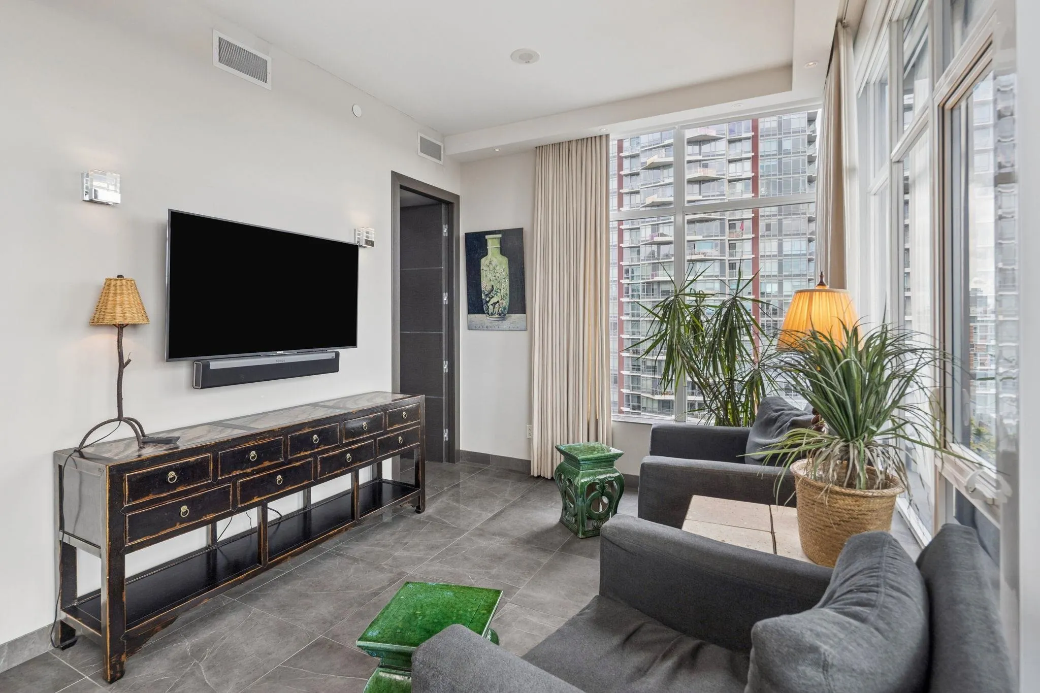 1788 Ontario Street #1202