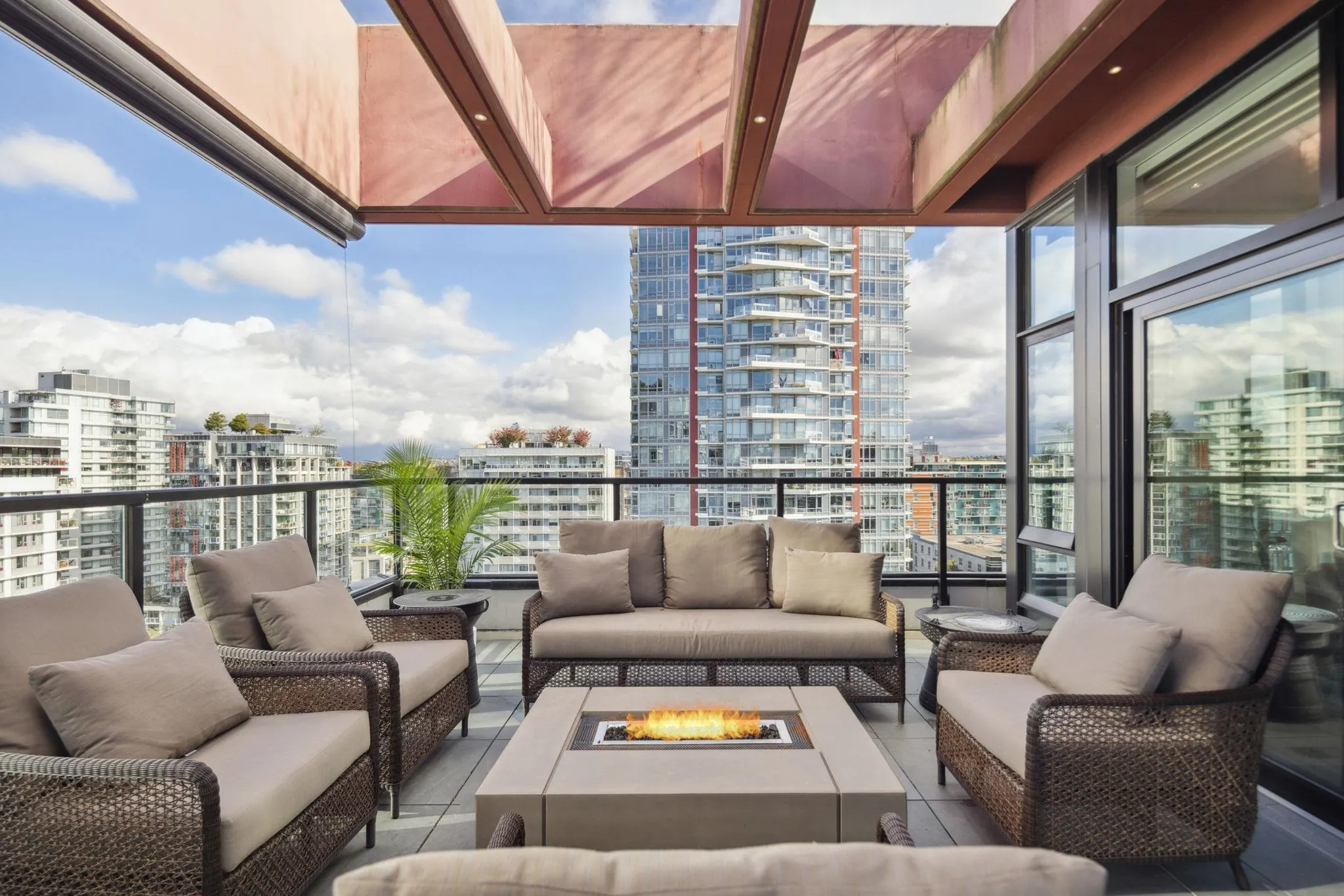 1788 Ontario Street #1202