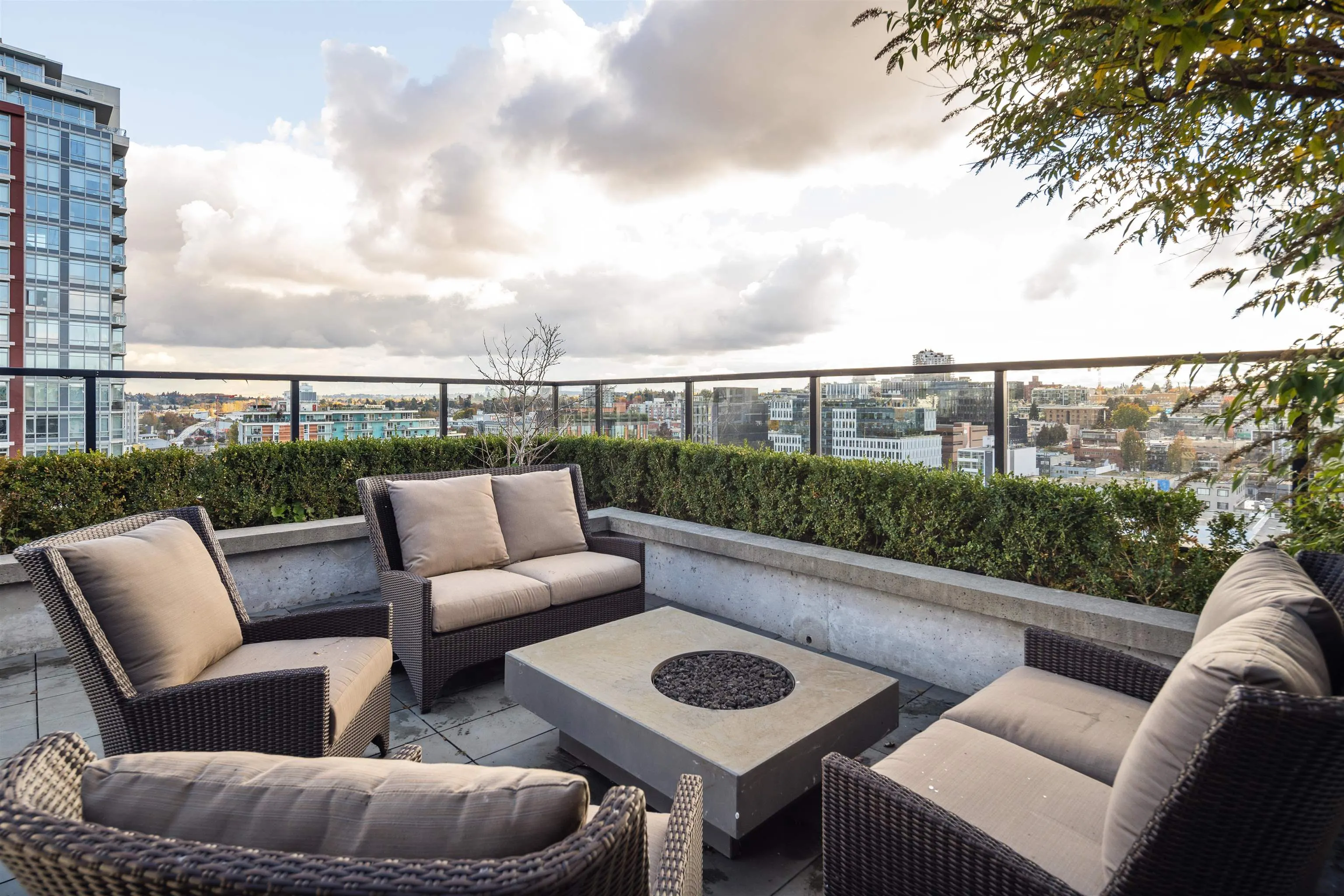 1788 Ontario Street #1202