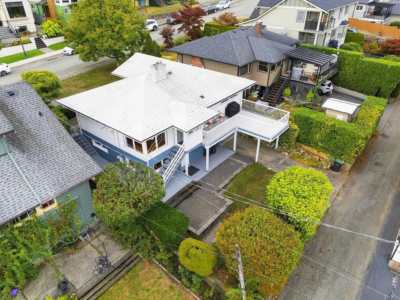 837 Burnaby Street