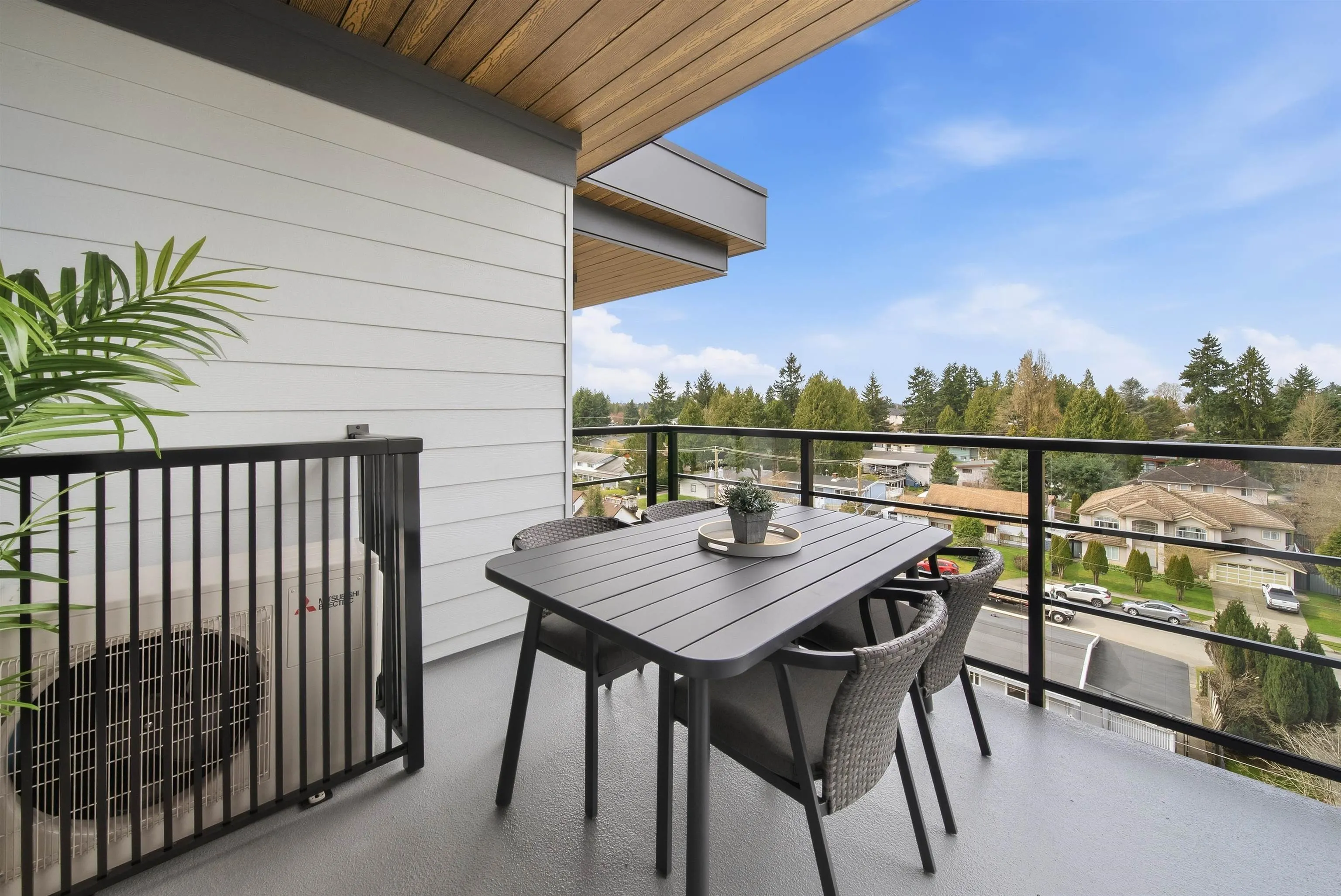 10065 133 Street #404