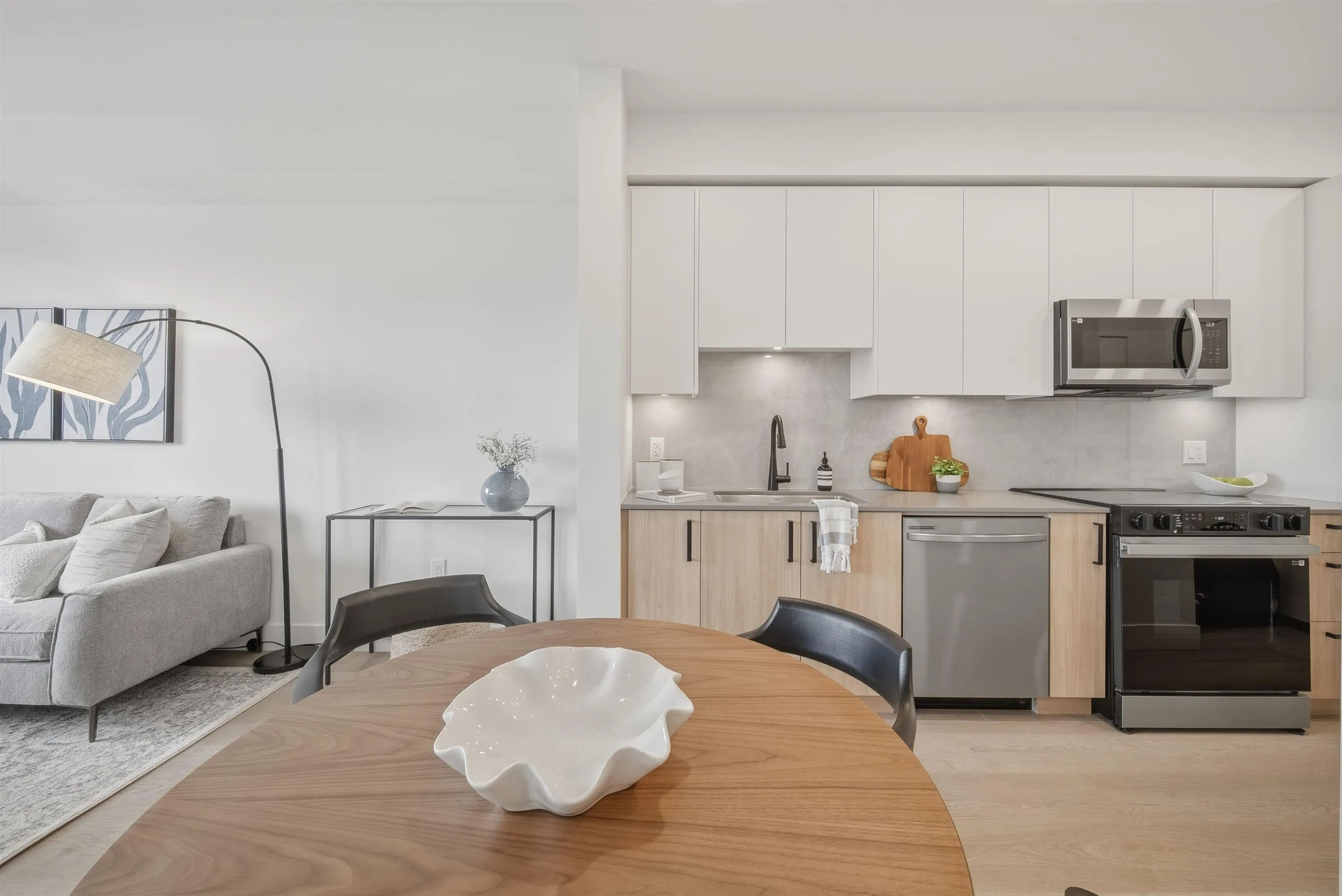 10065 133 Street #404