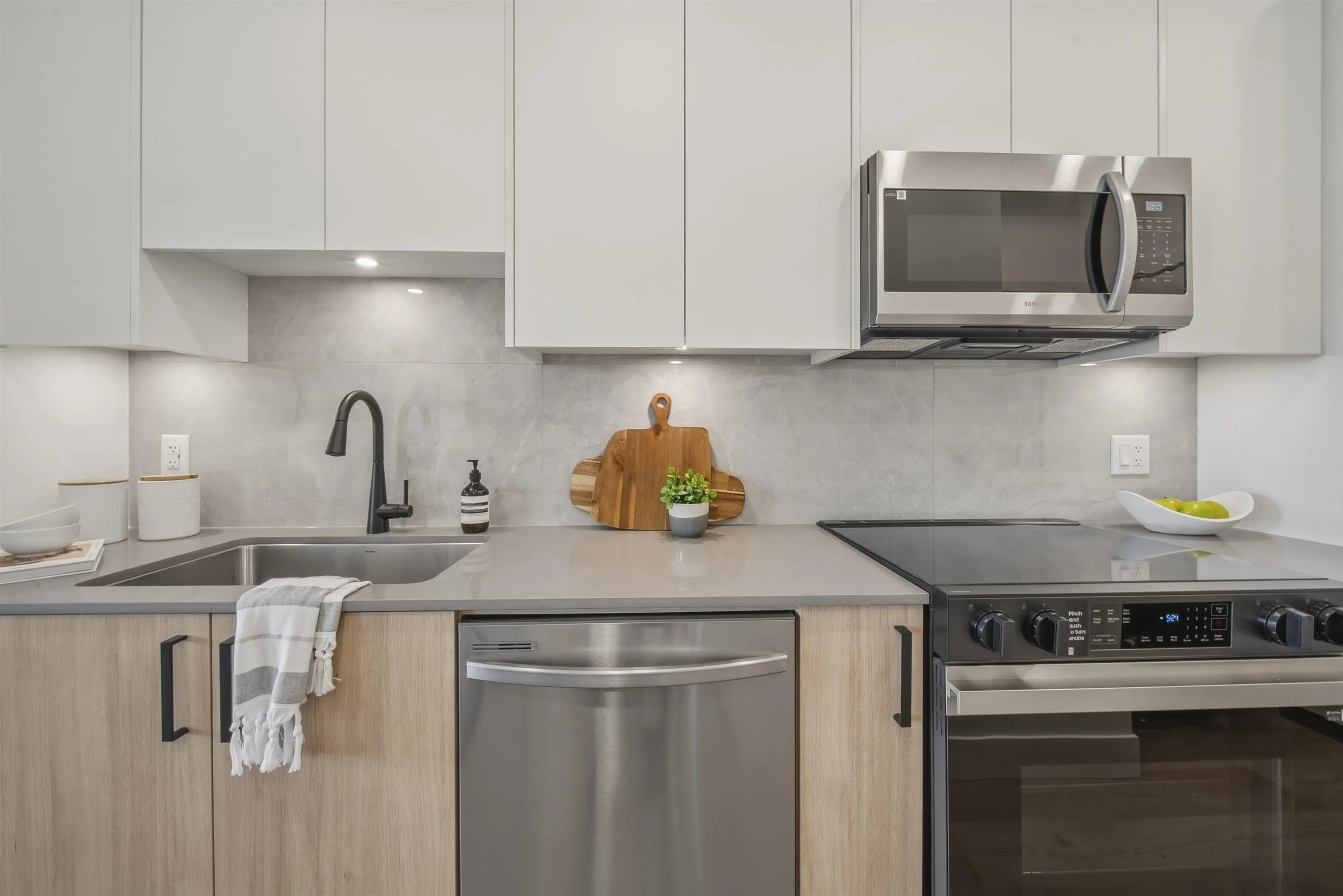 10065 133 Street #404