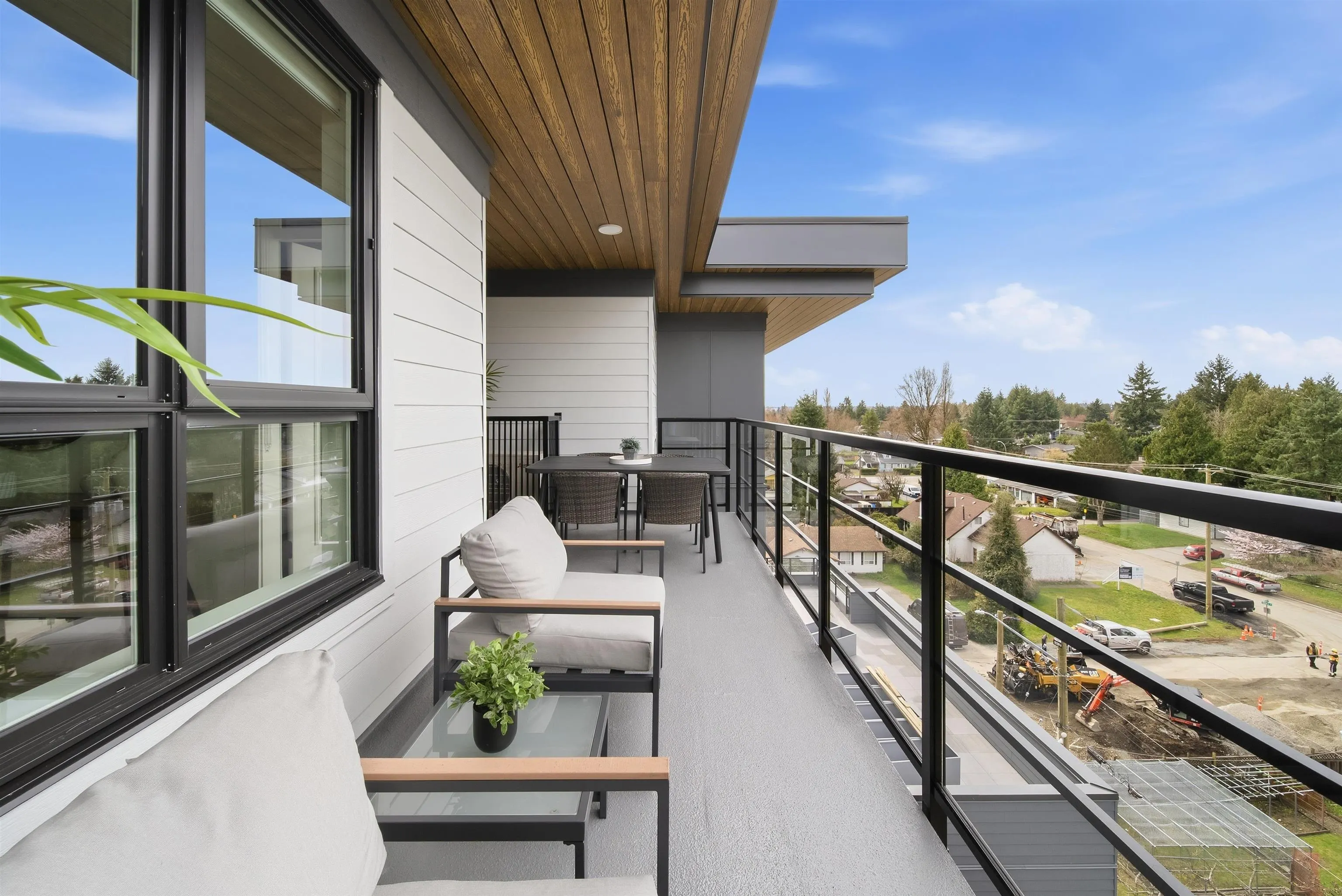 10065 133 Street #404