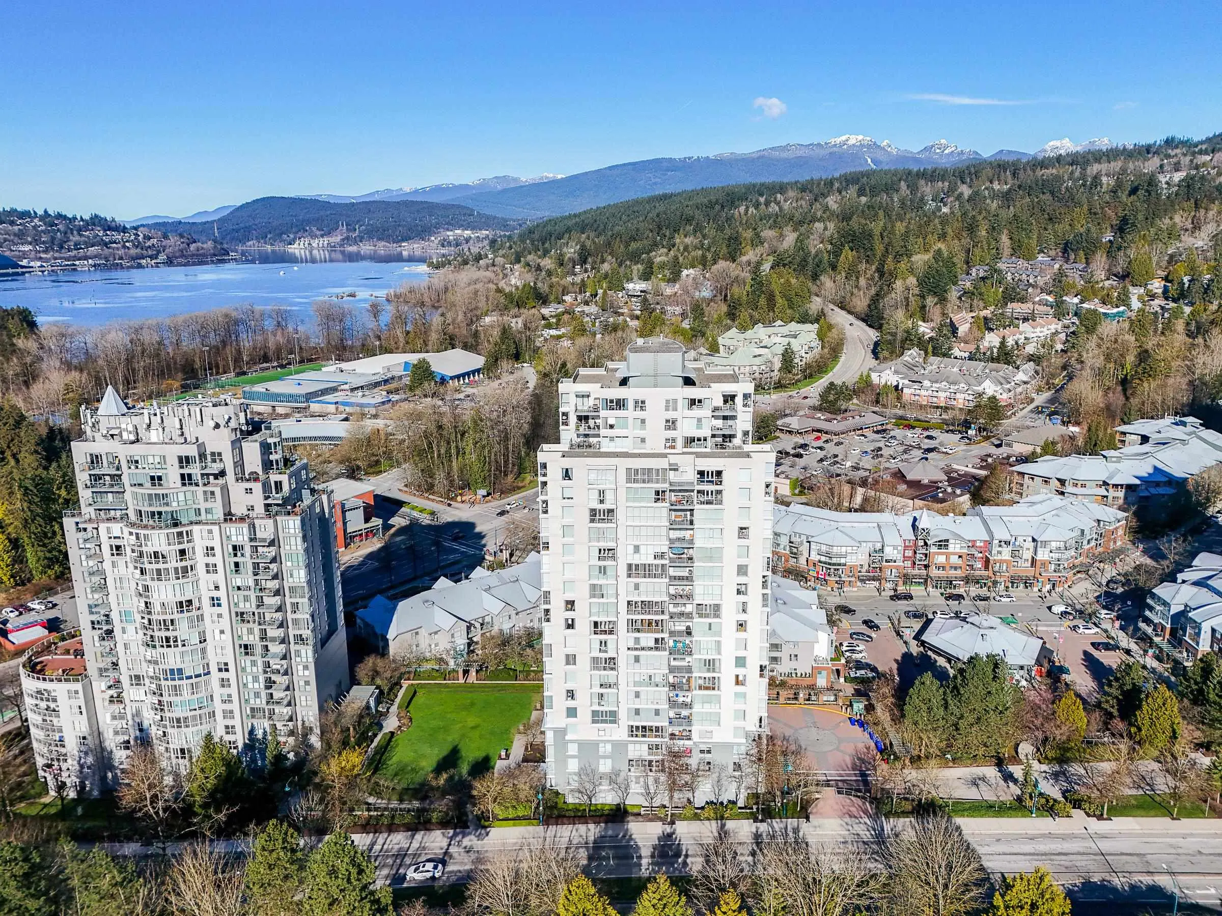 235 Guildford Way #1806
