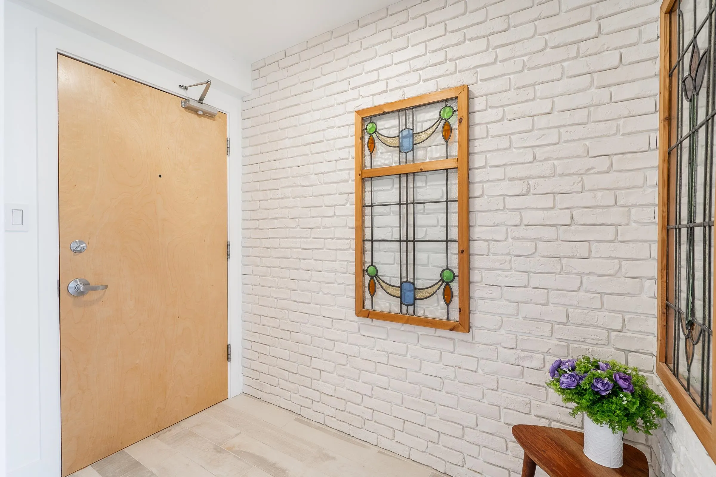 235 Guildford Way #1806