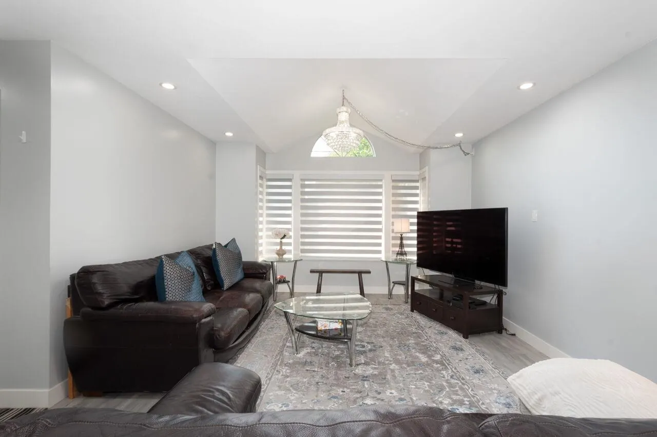 5358 Westminster Avenue