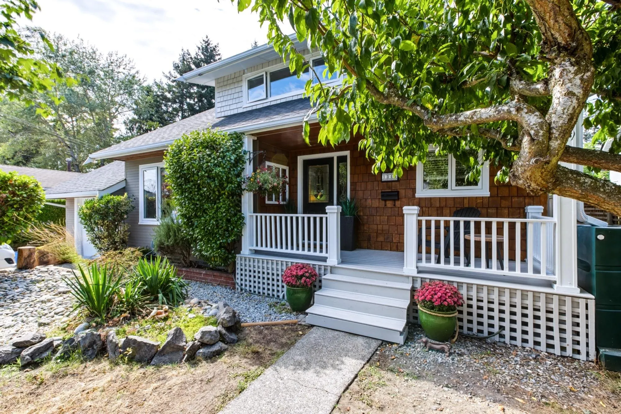 1345 Compston Crescent
