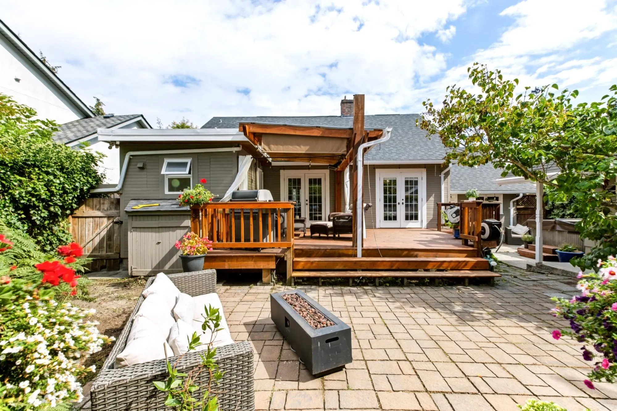 1345 Compston Crescent