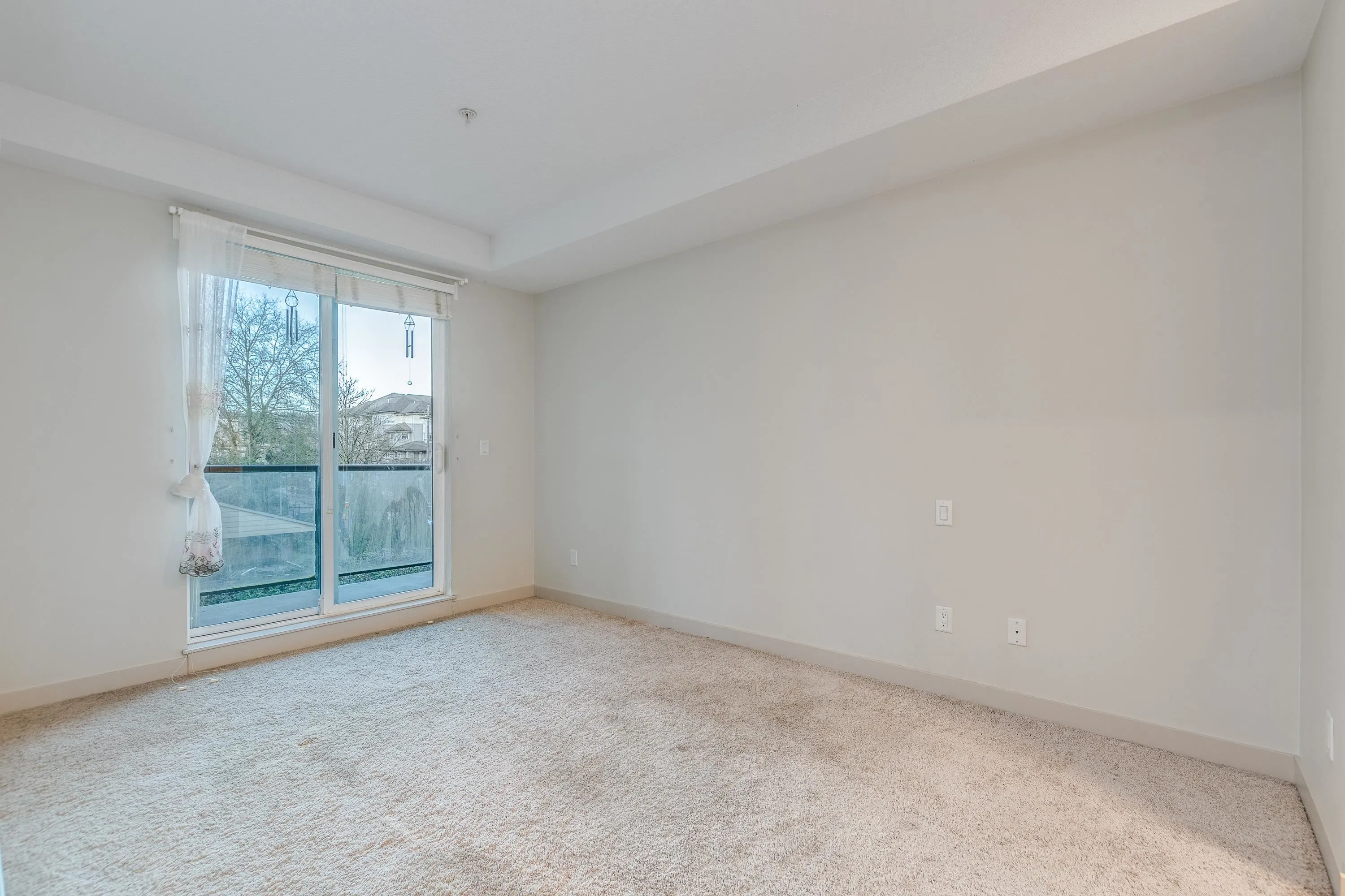 2214 Kelly Avenue #201