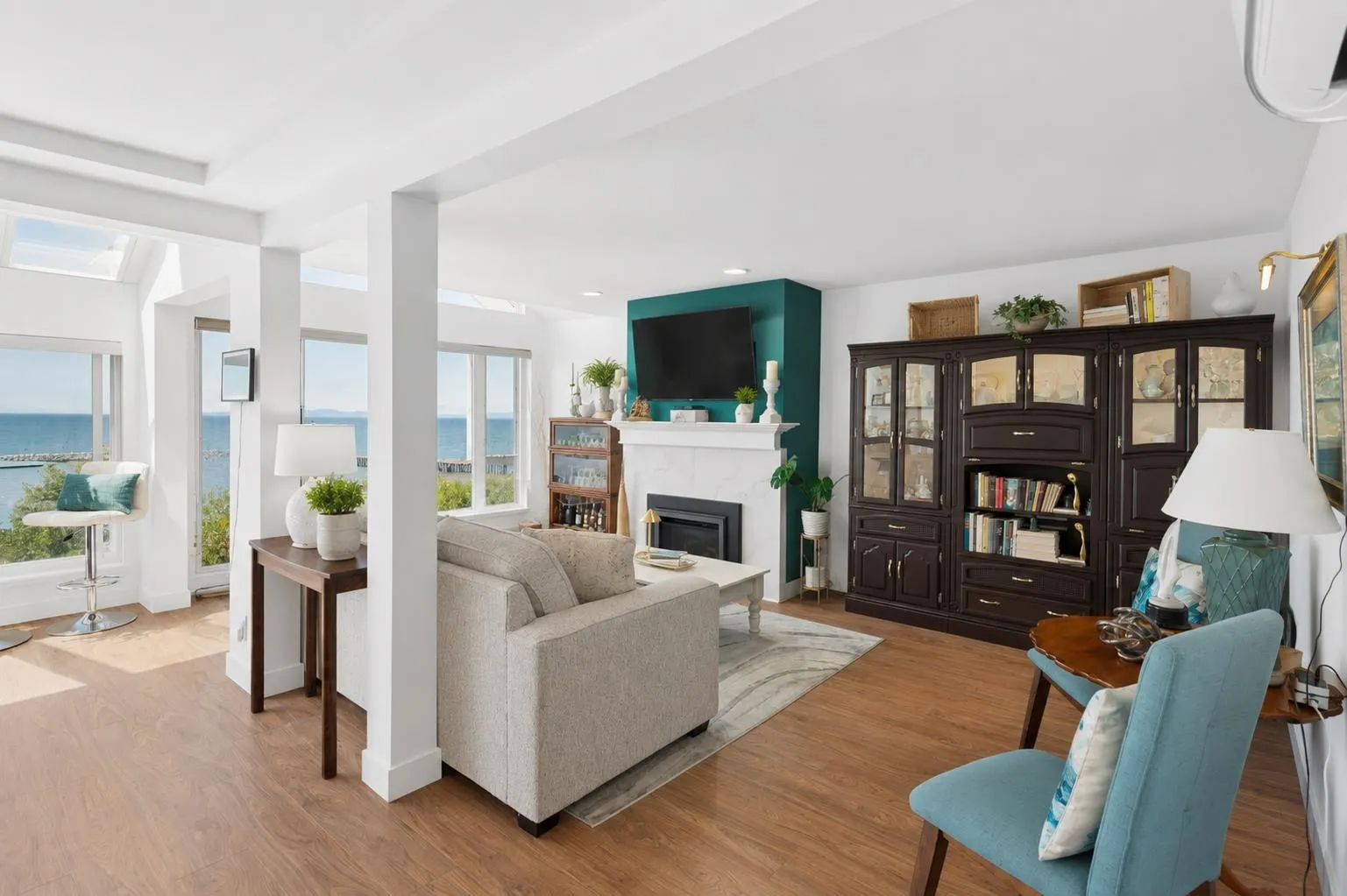 15165 Marine Drive #202