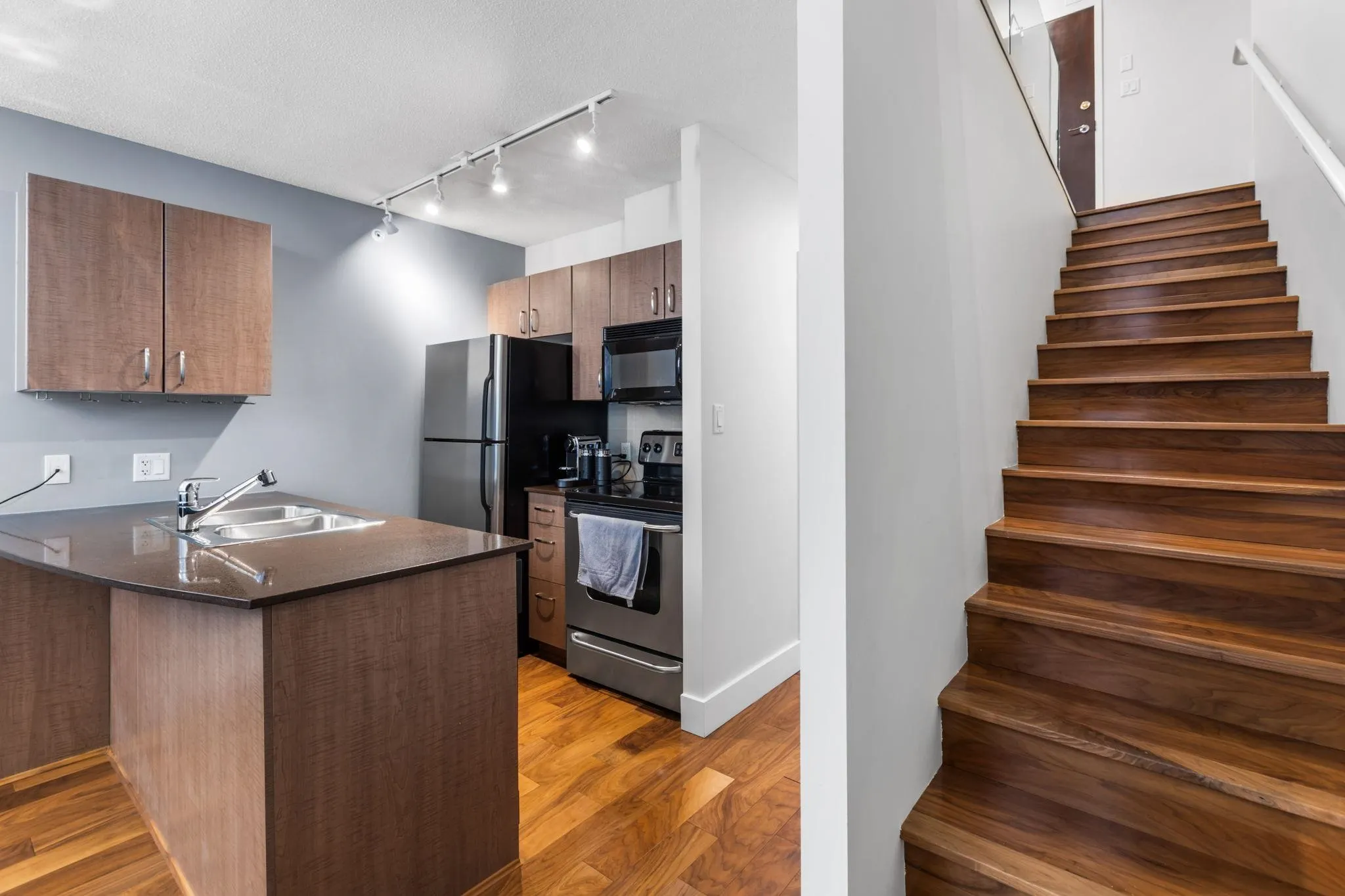 610 Granville Street #409
