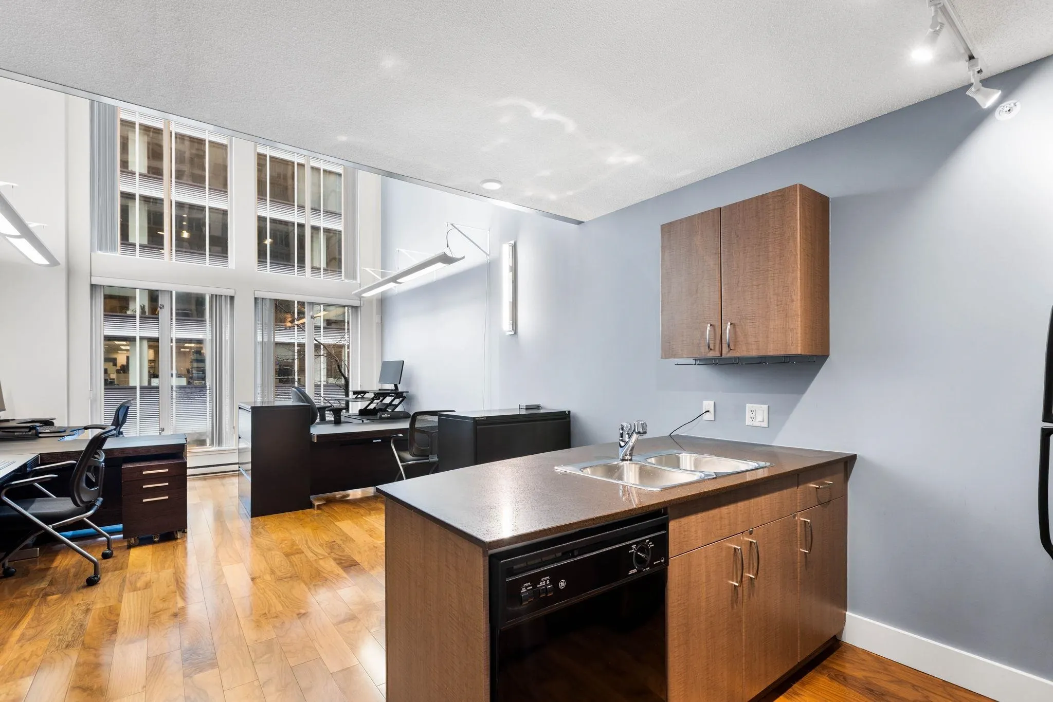 610 Granville Street #409