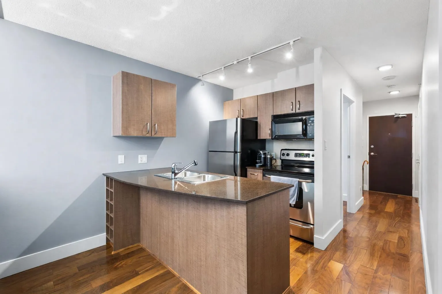 610 Granville Street #409